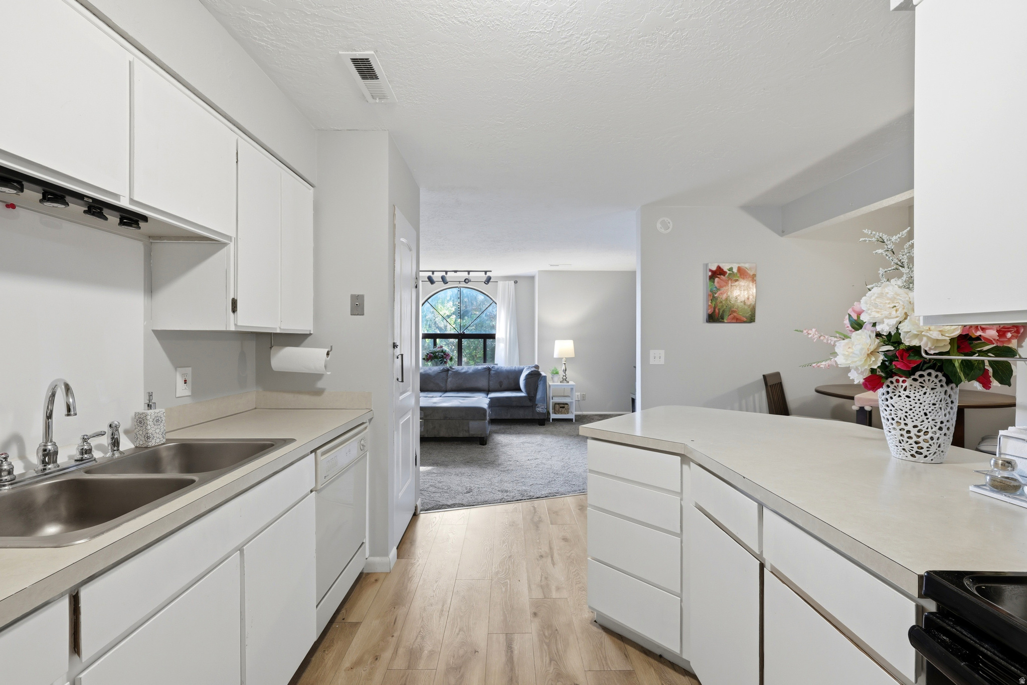 MILLSTONE MANOR - Residential