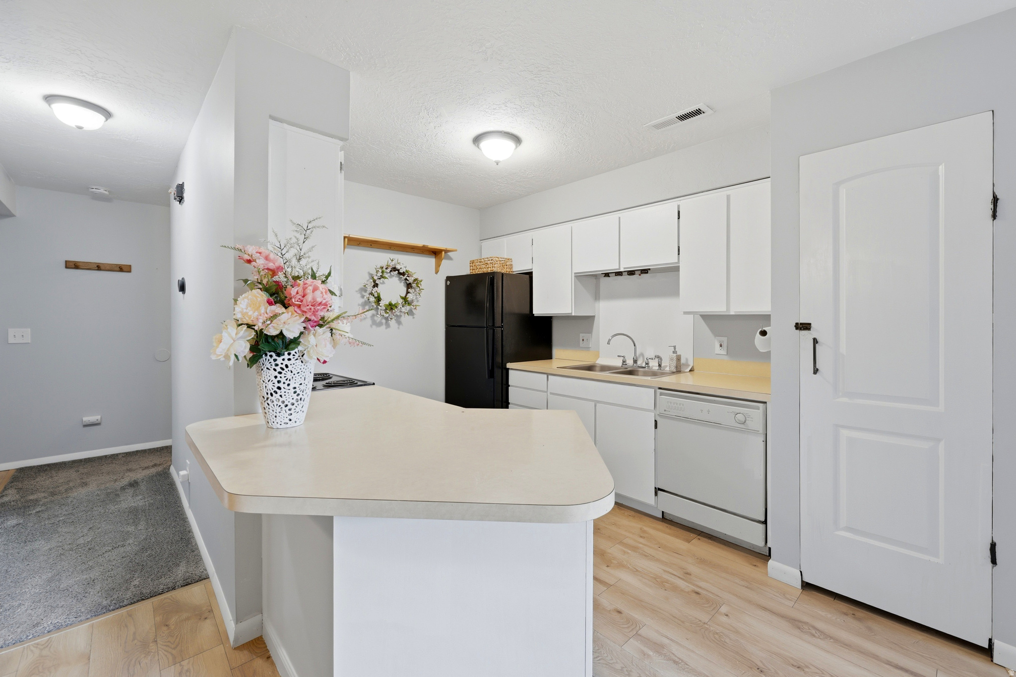 MILLSTONE MANOR - Residential
