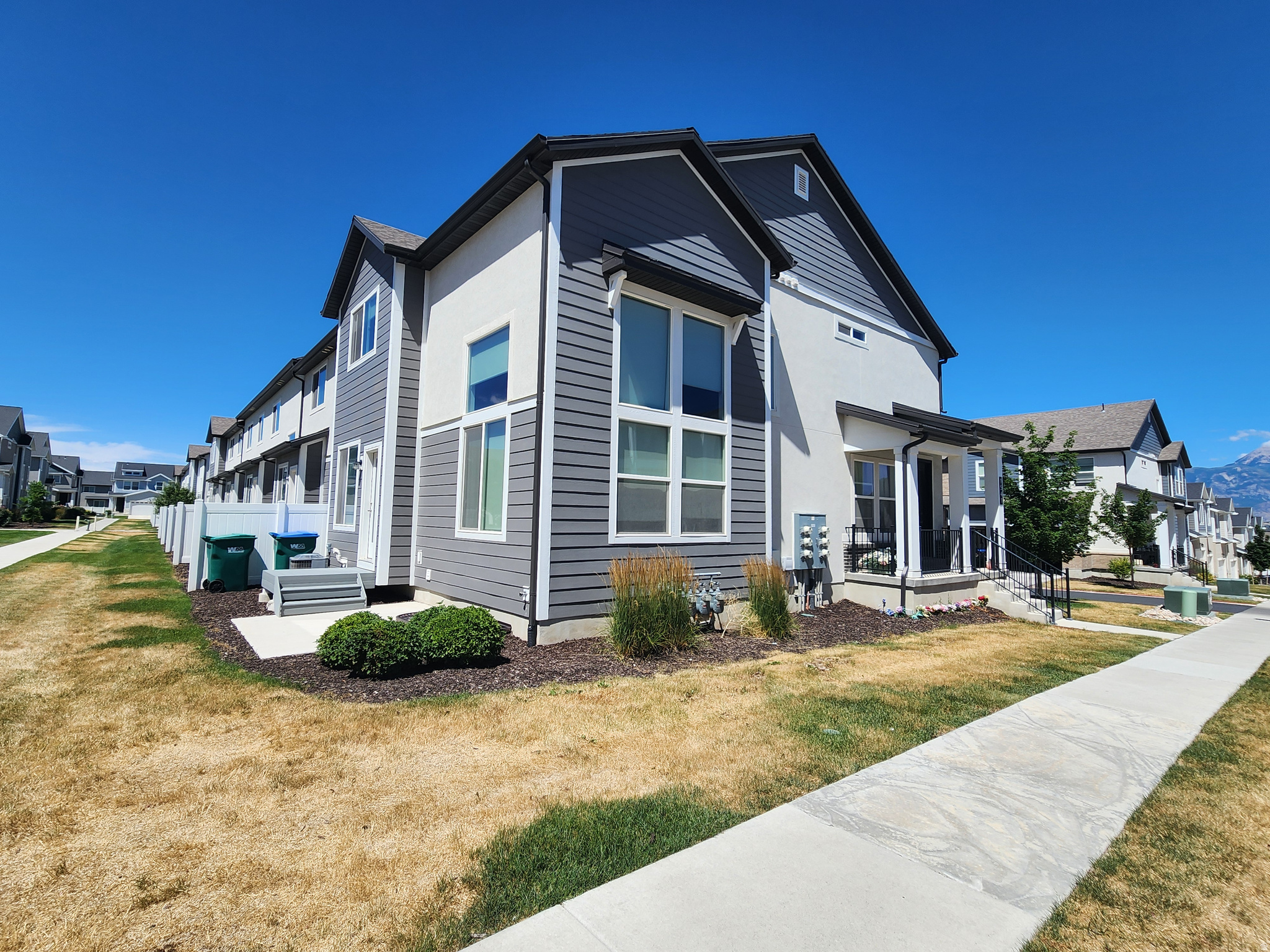 THE EXCHANGE II - Residential
