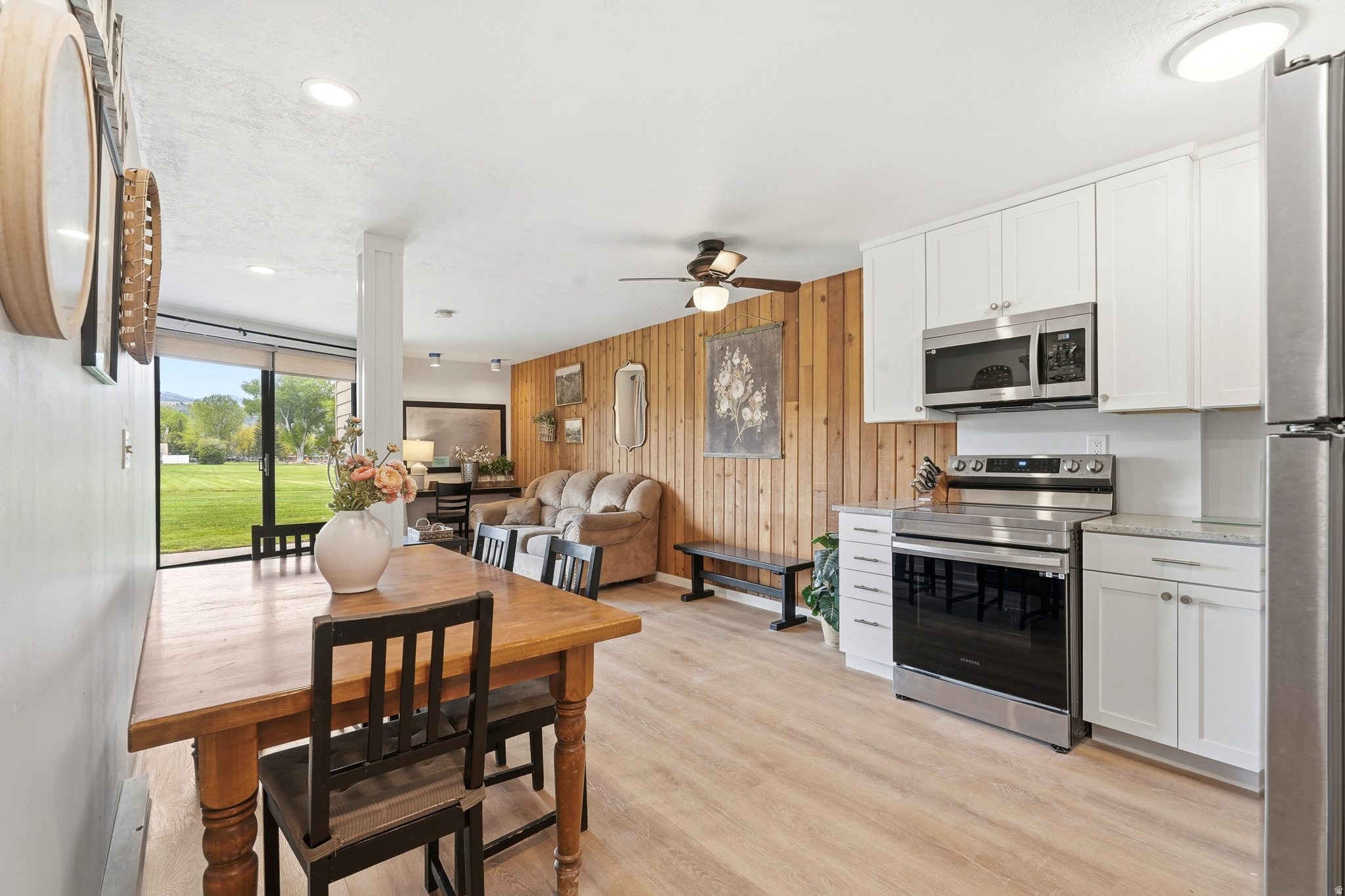 IDEAL BEACH - Residential