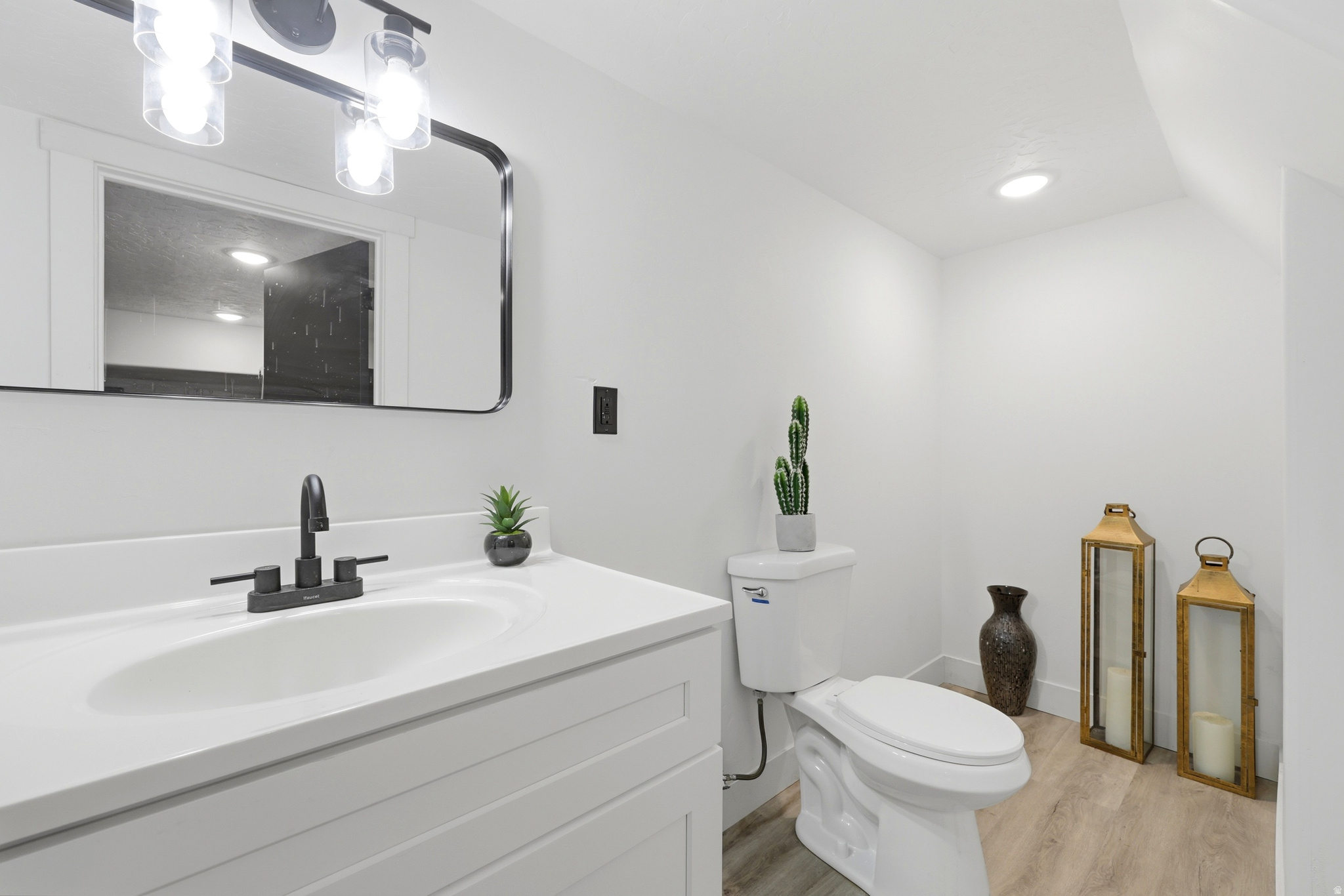 LITTLE VALLEY GATEWA - Residential