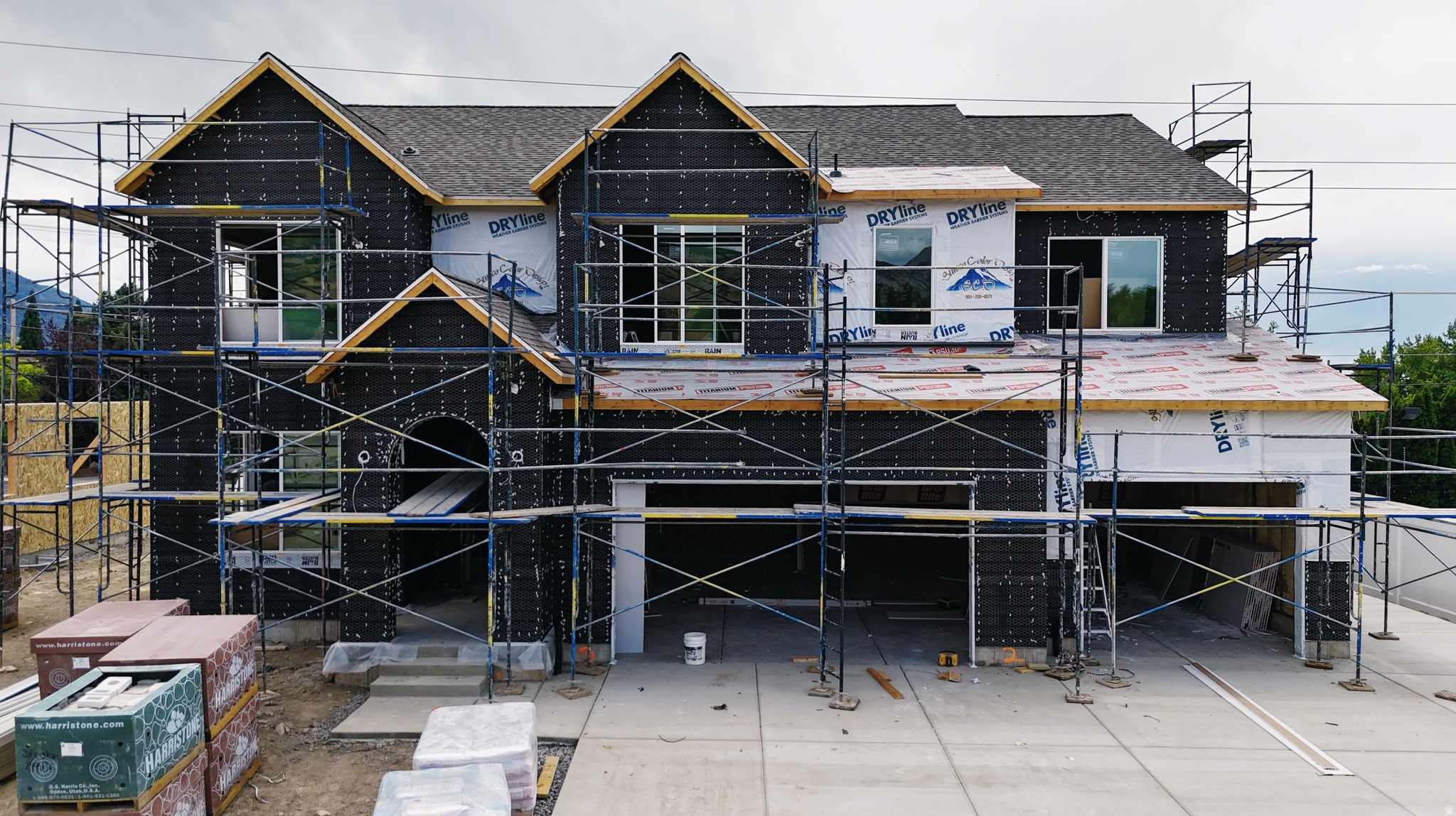 BELMONT EAST - Residential