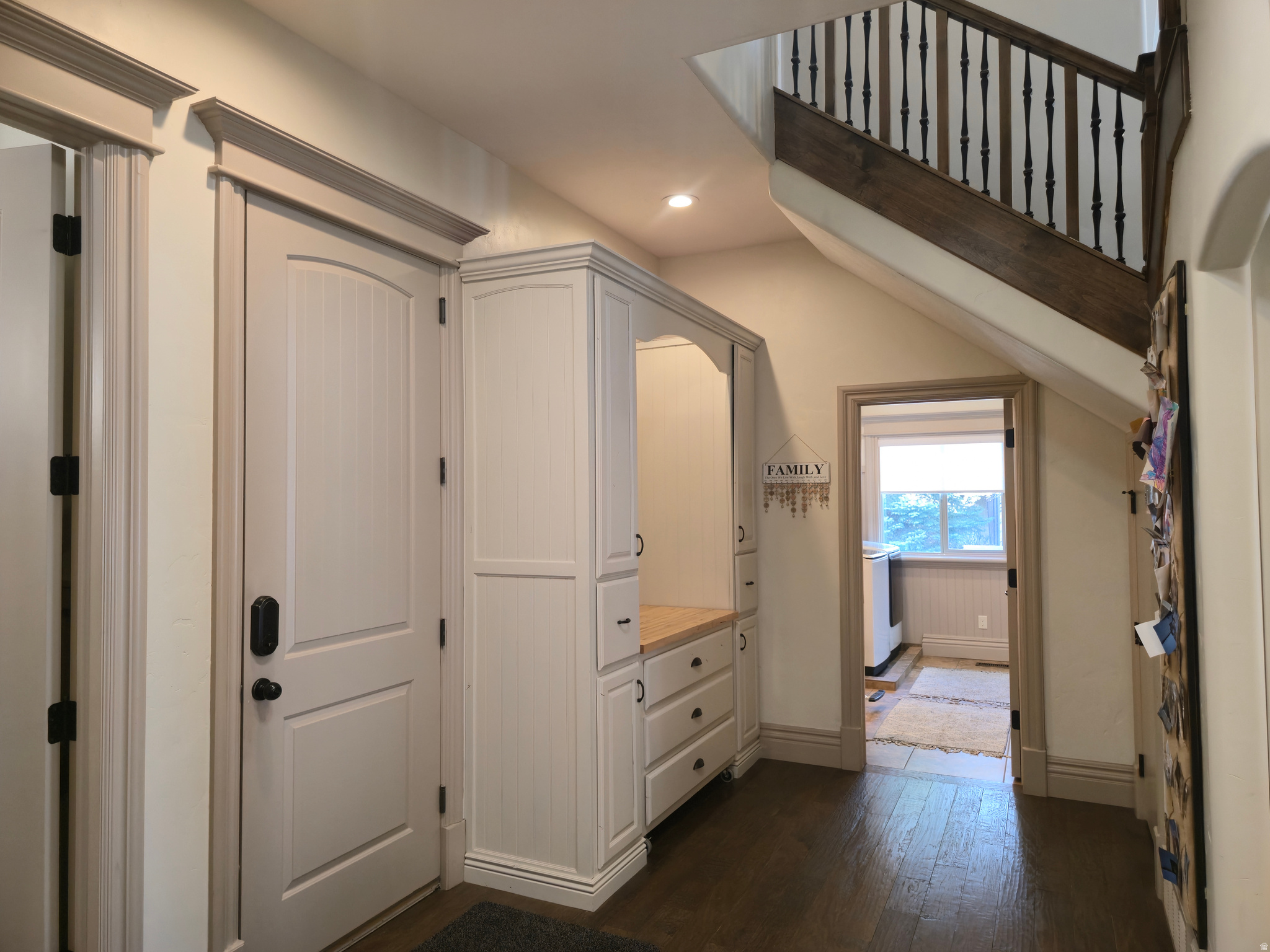 HOLLOW ESTATES - Residential