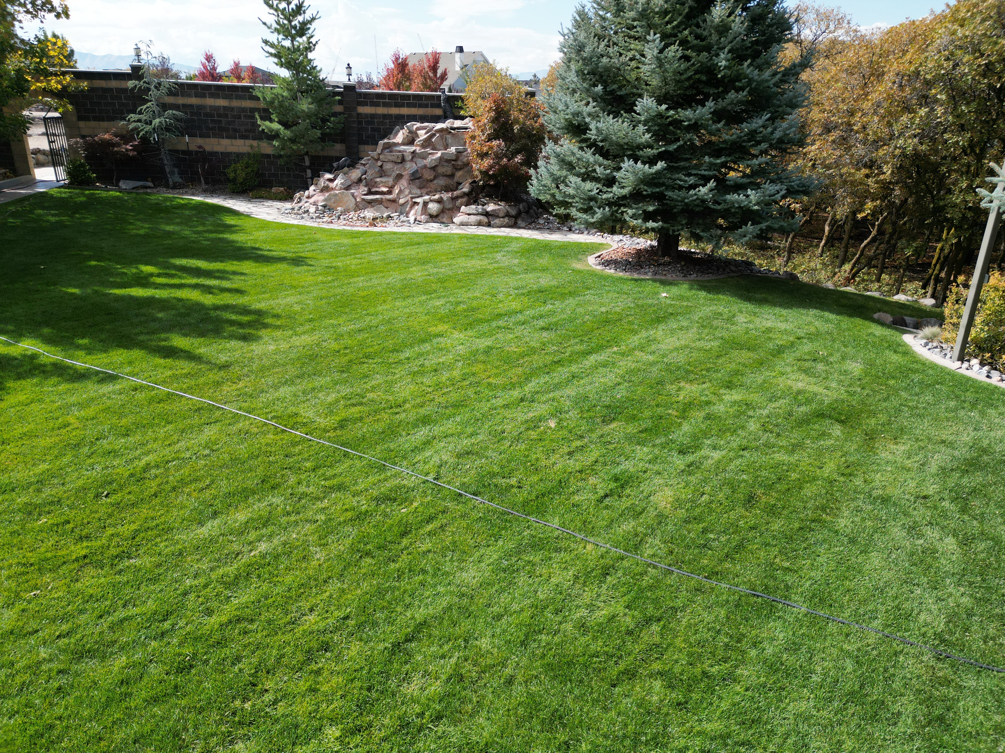 HOLLOW ESTATES - Residential