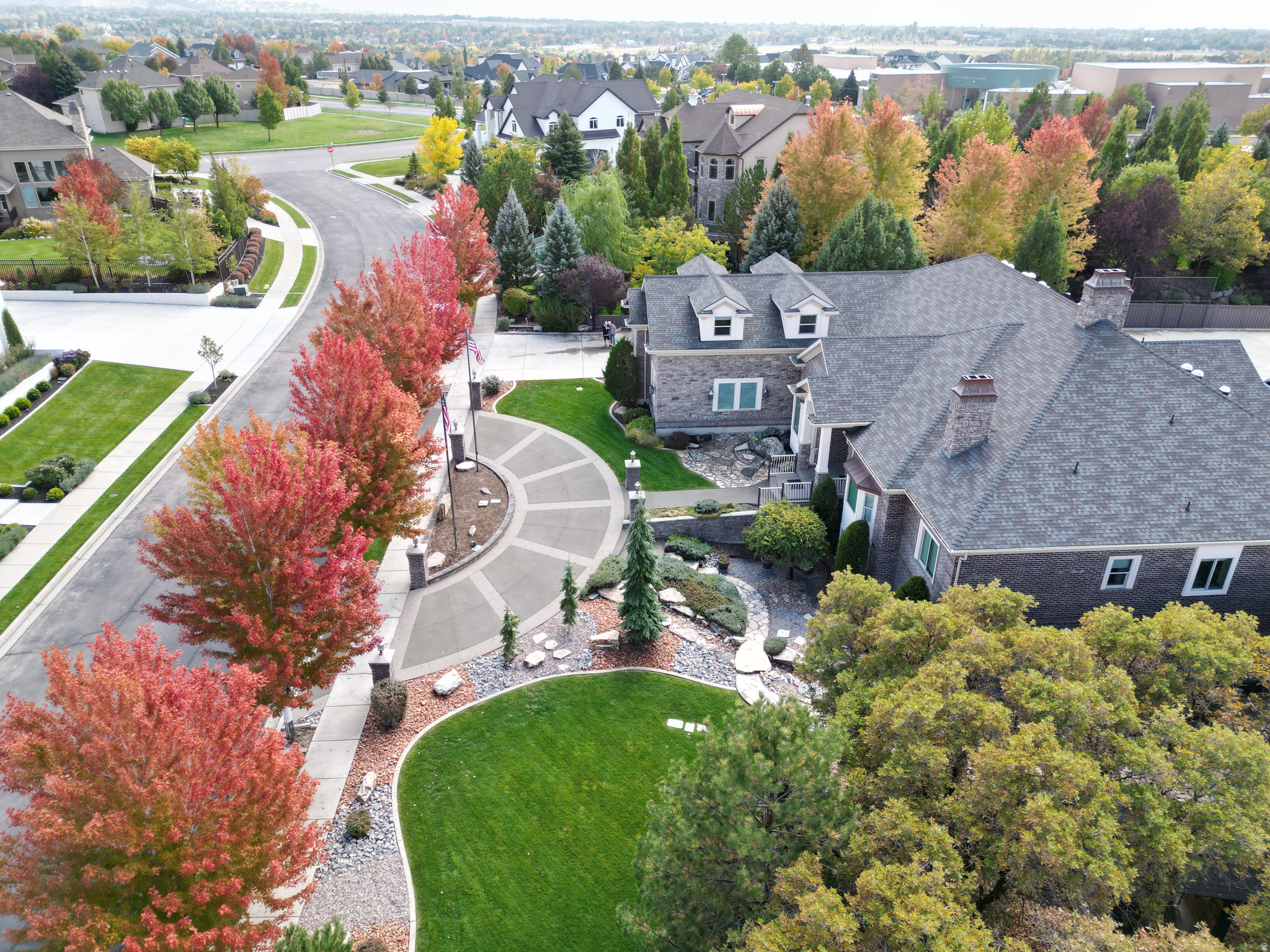 HOLLOW ESTATES - Residential