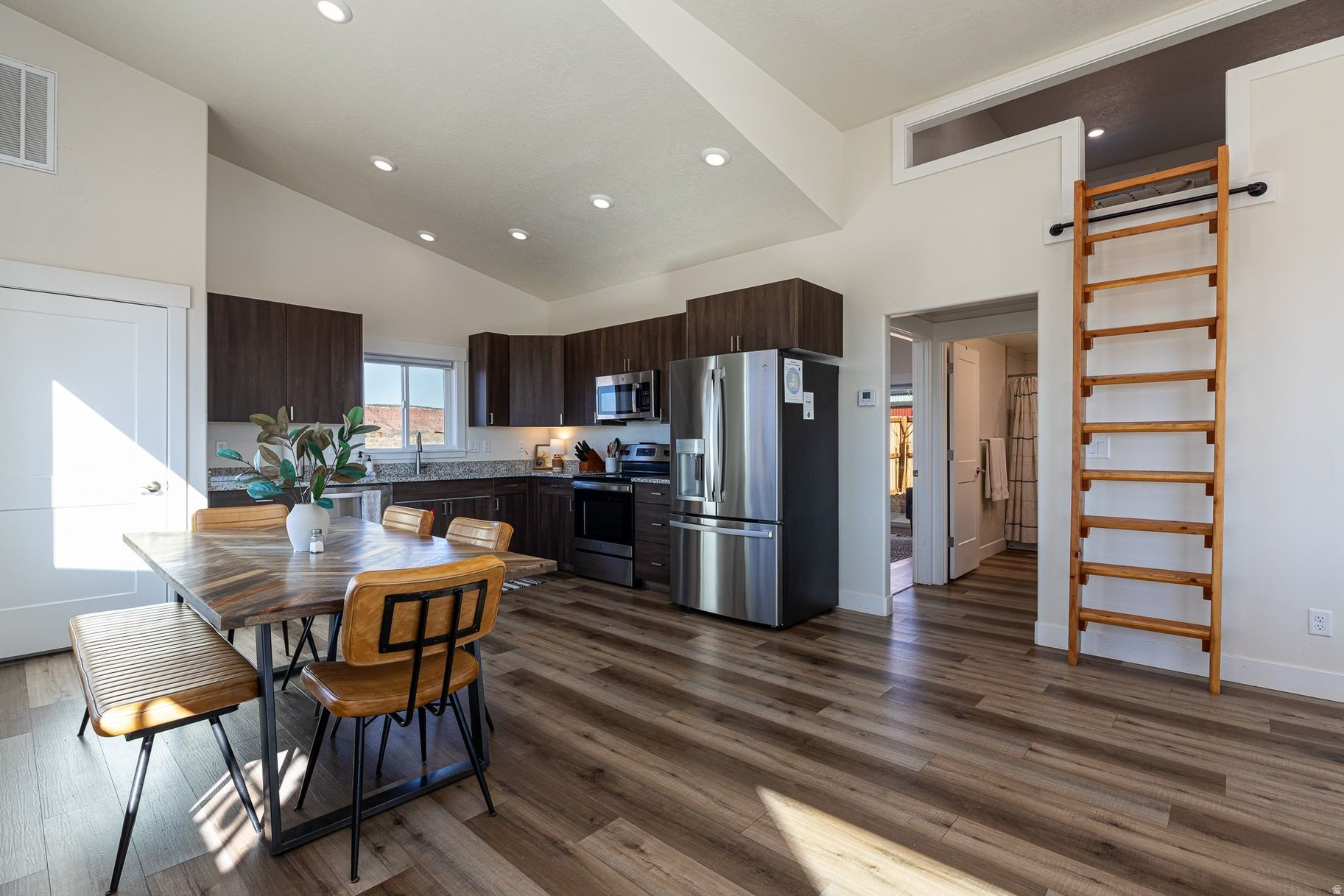 SUNFLOWER VALLEY ESTATES - Residential