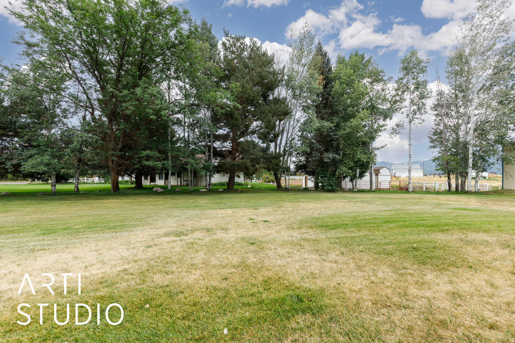 MINNIE CREEK ESTATES - Residential