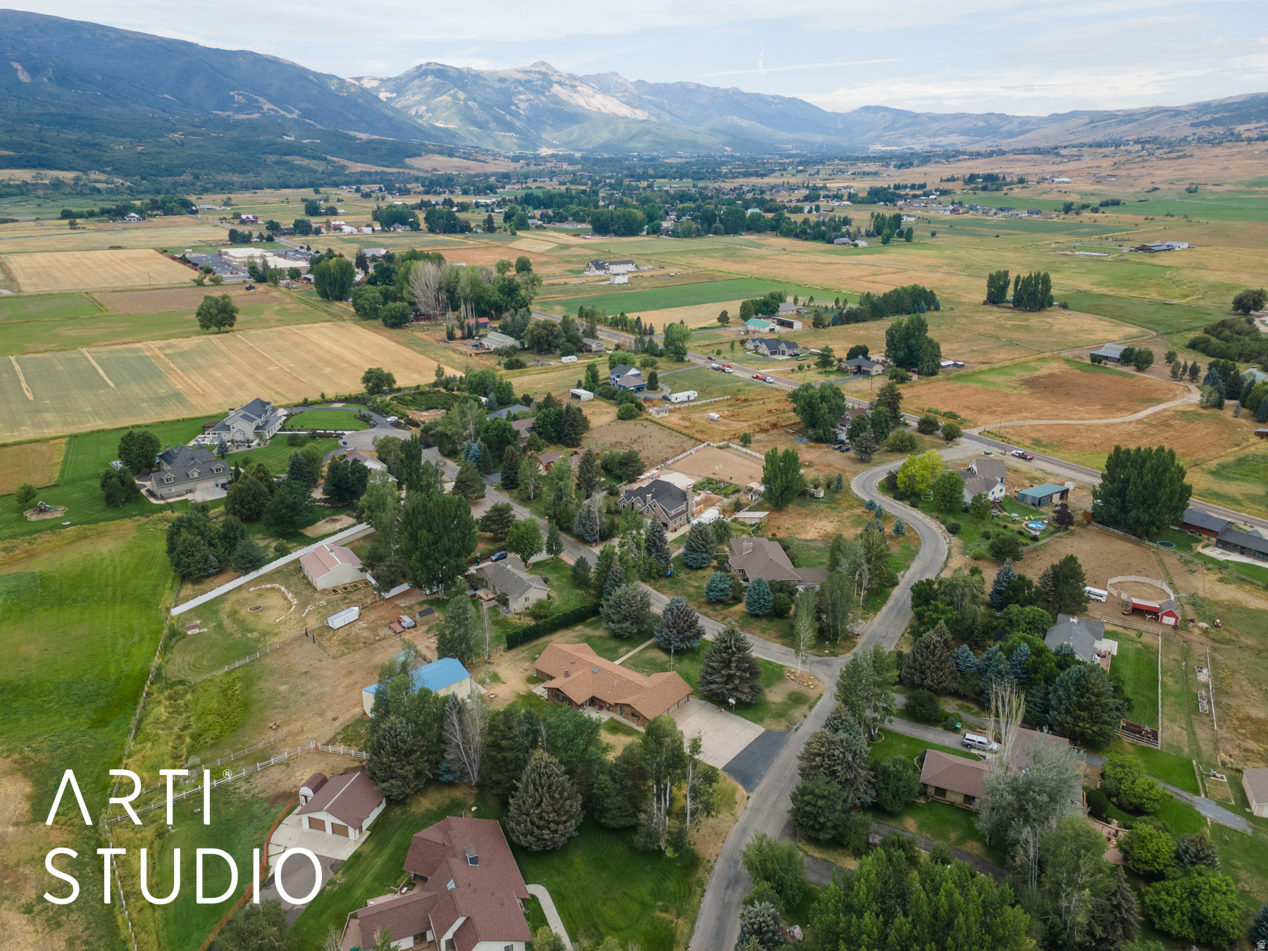 MINNIE CREEK ESTATES - Residential
