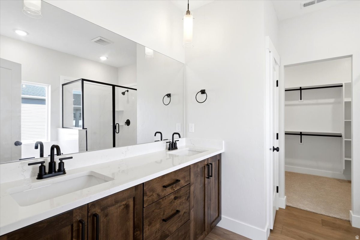 SPRING CREEK - Residential
