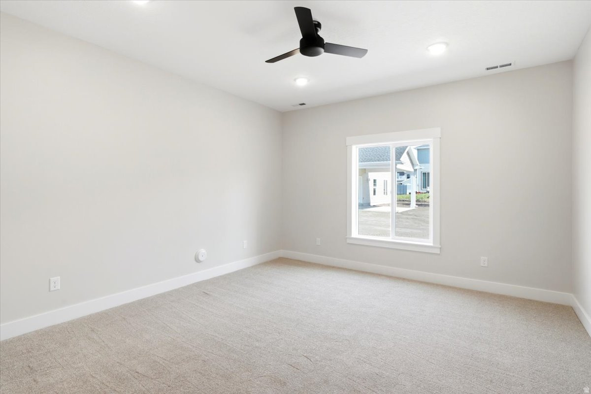SPRING CREEK - Residential