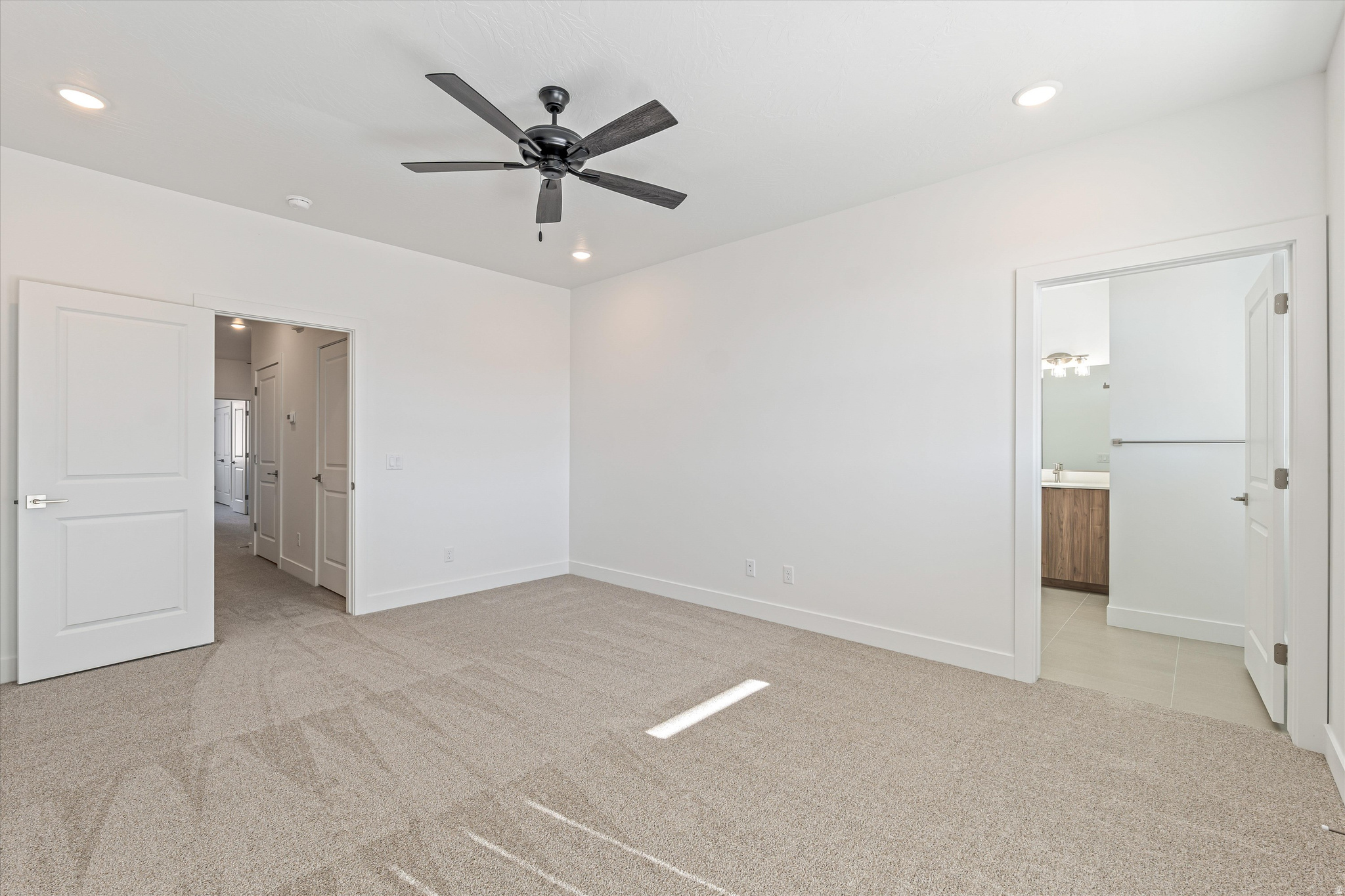 SAGE VILLAS - Residential
