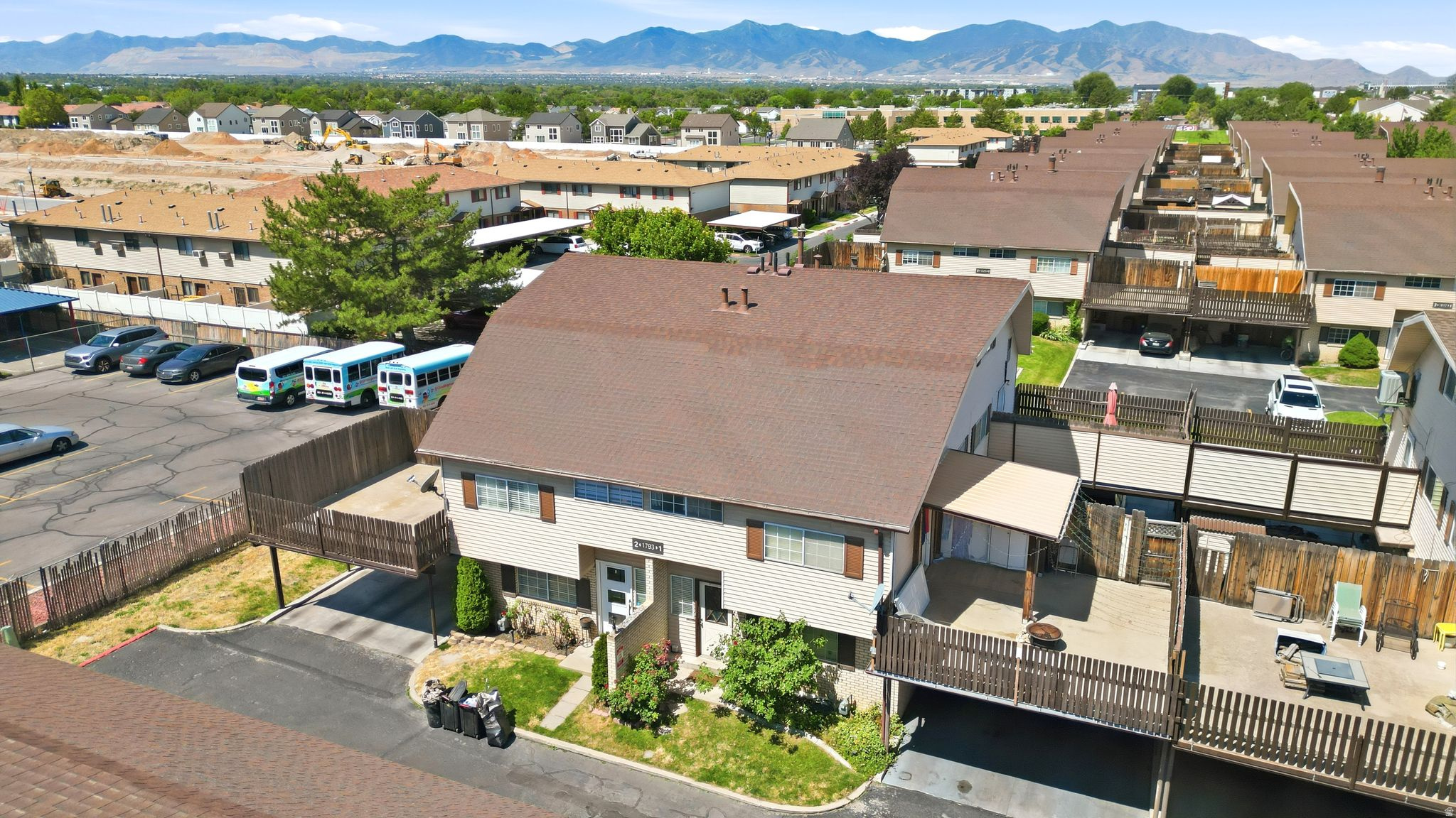 HOMESTEAD FARMS - Residential