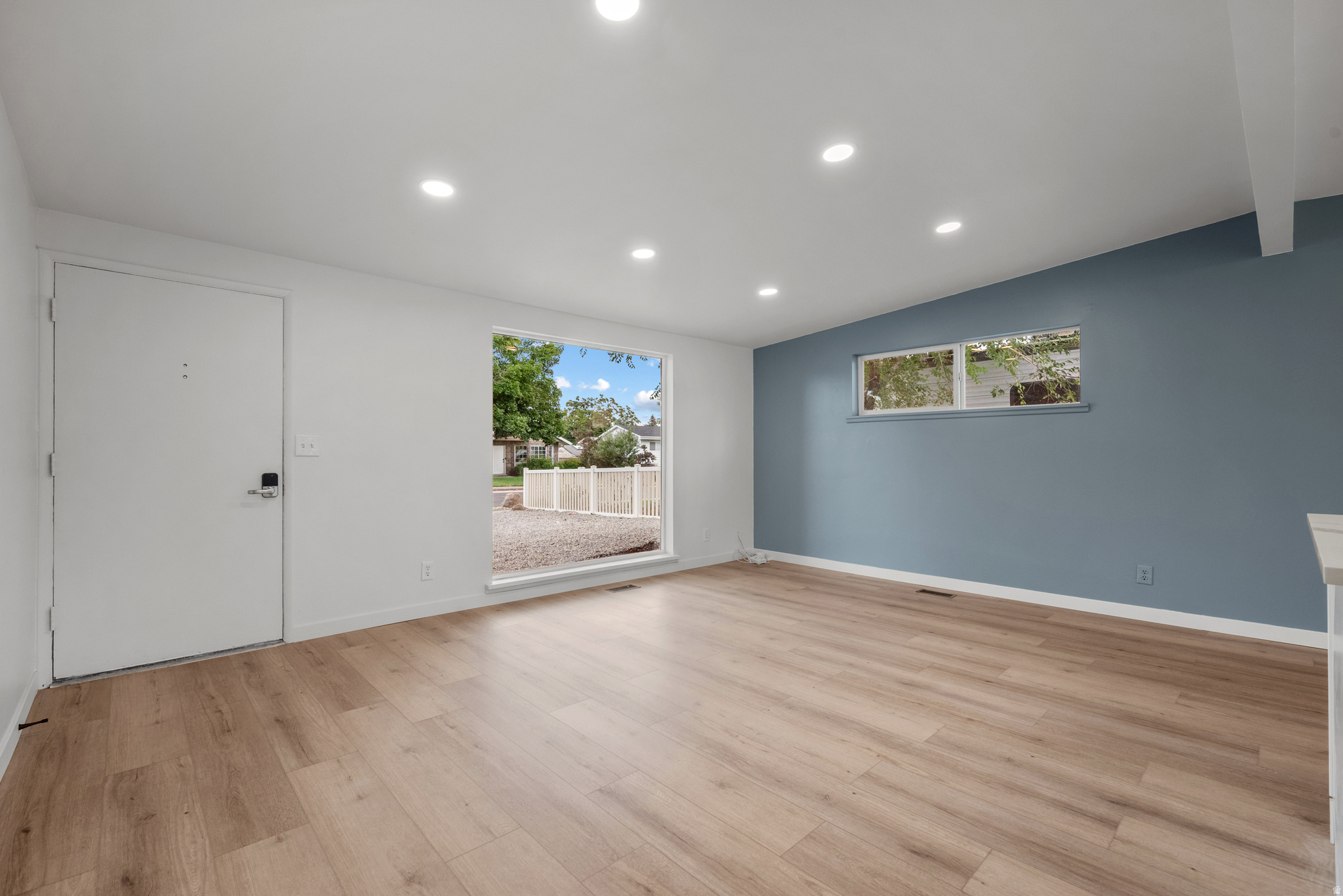 SOUTHLAND AC - Residential