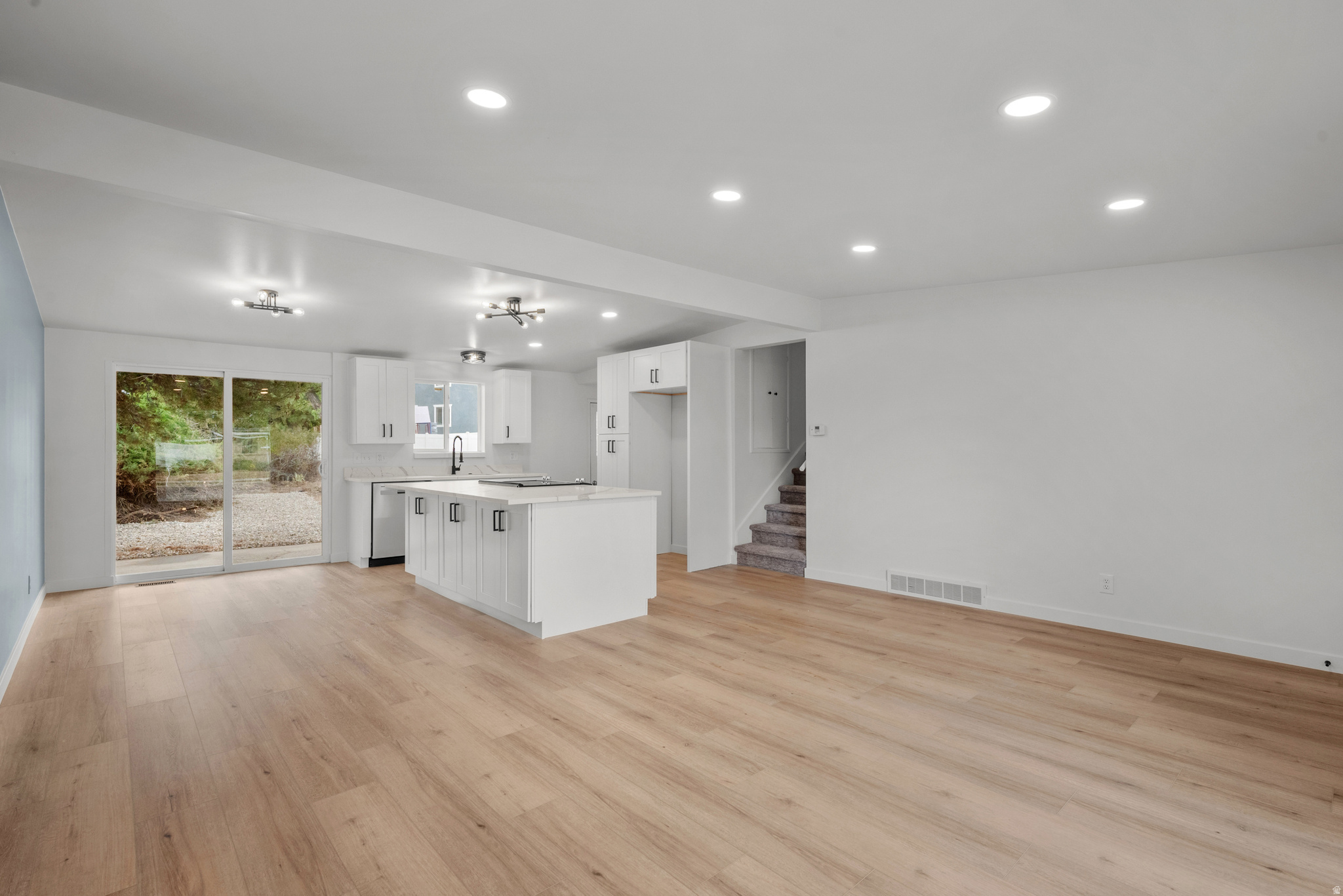 SOUTHLAND AC - Residential