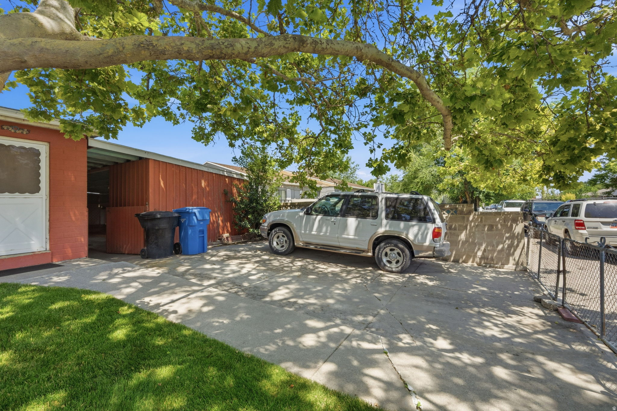 HOFFMAN HEIGHTS - Residential