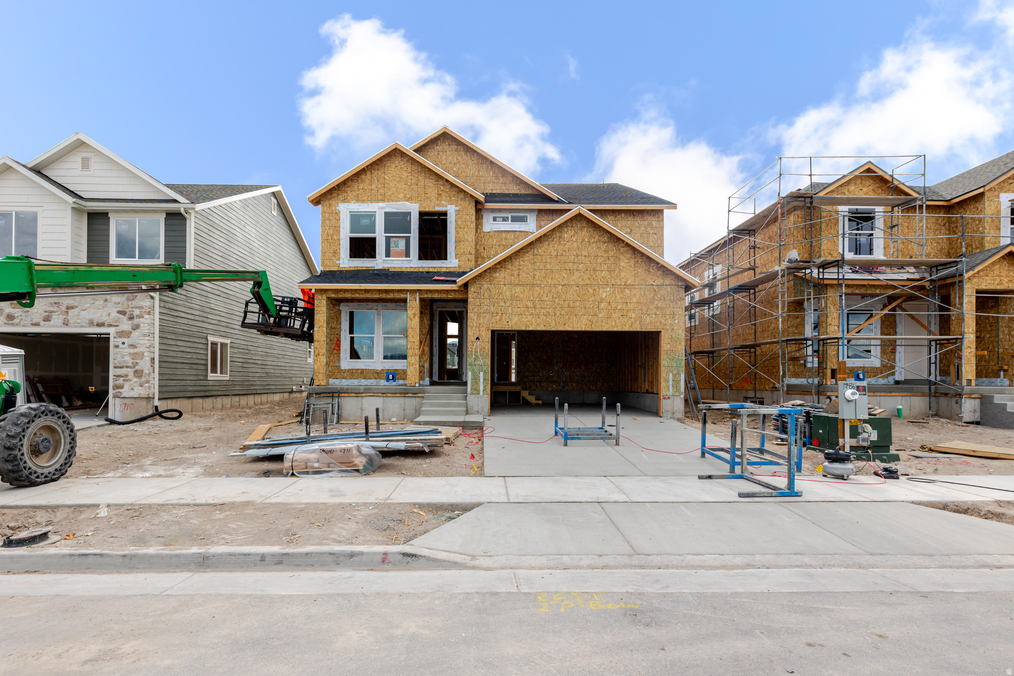 MOUNTAIN RIDGE - Residential