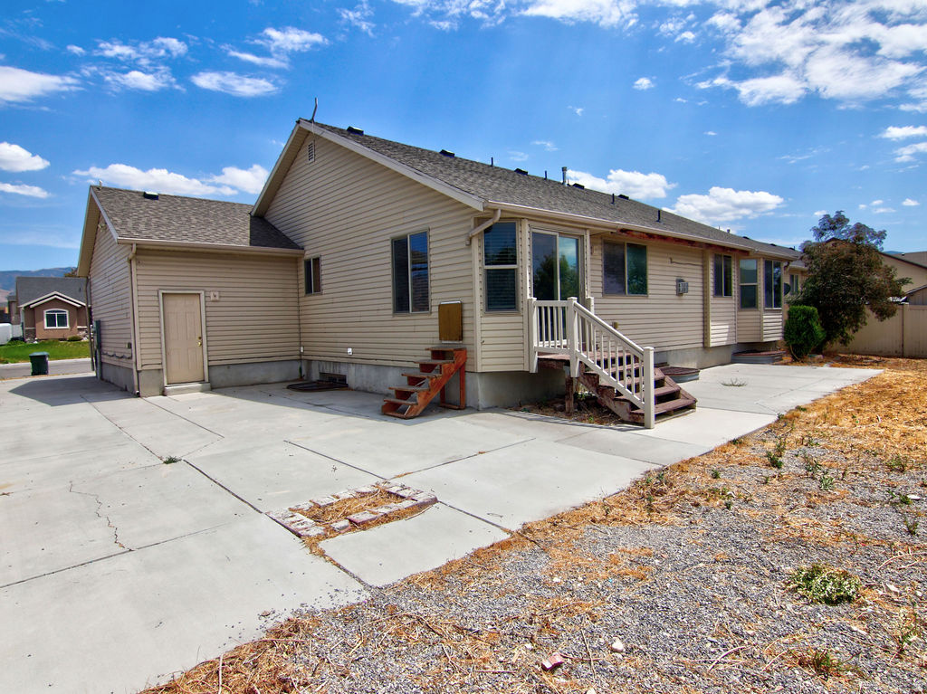 SUNSET ESTATES - Residential