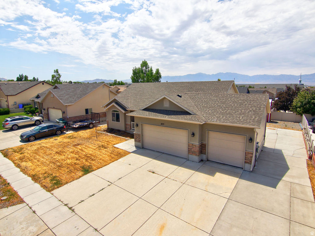 SUNSET ESTATES - Residential