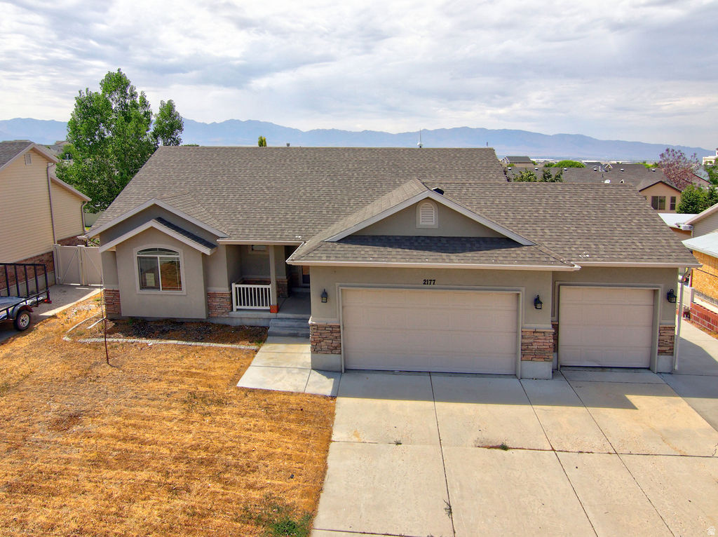 SUNSET ESTATES - Residential