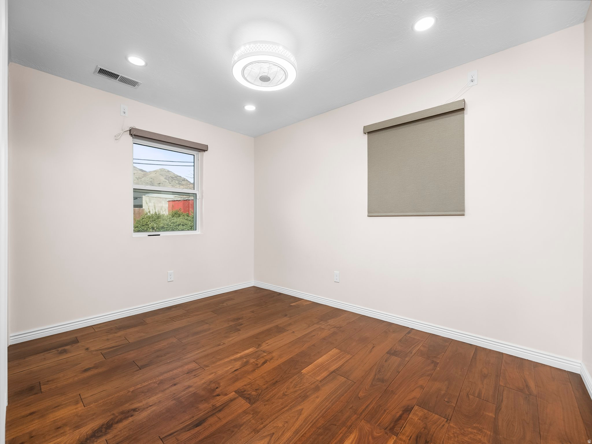 LORAN HEIGHTS ADD - Residential