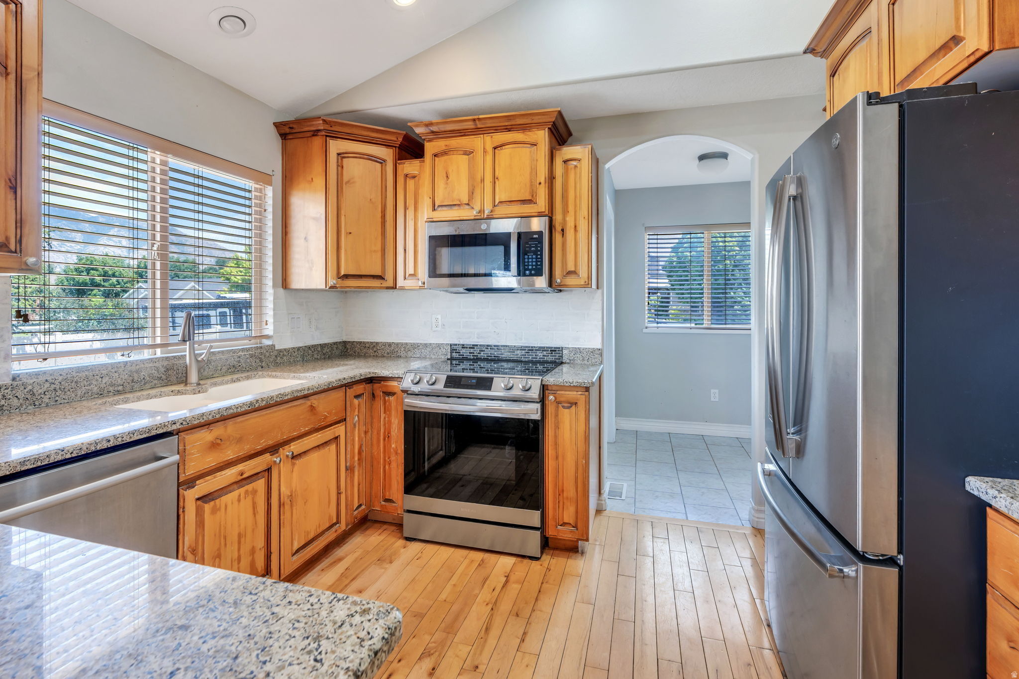 SUNRISE RIDGE - Residential