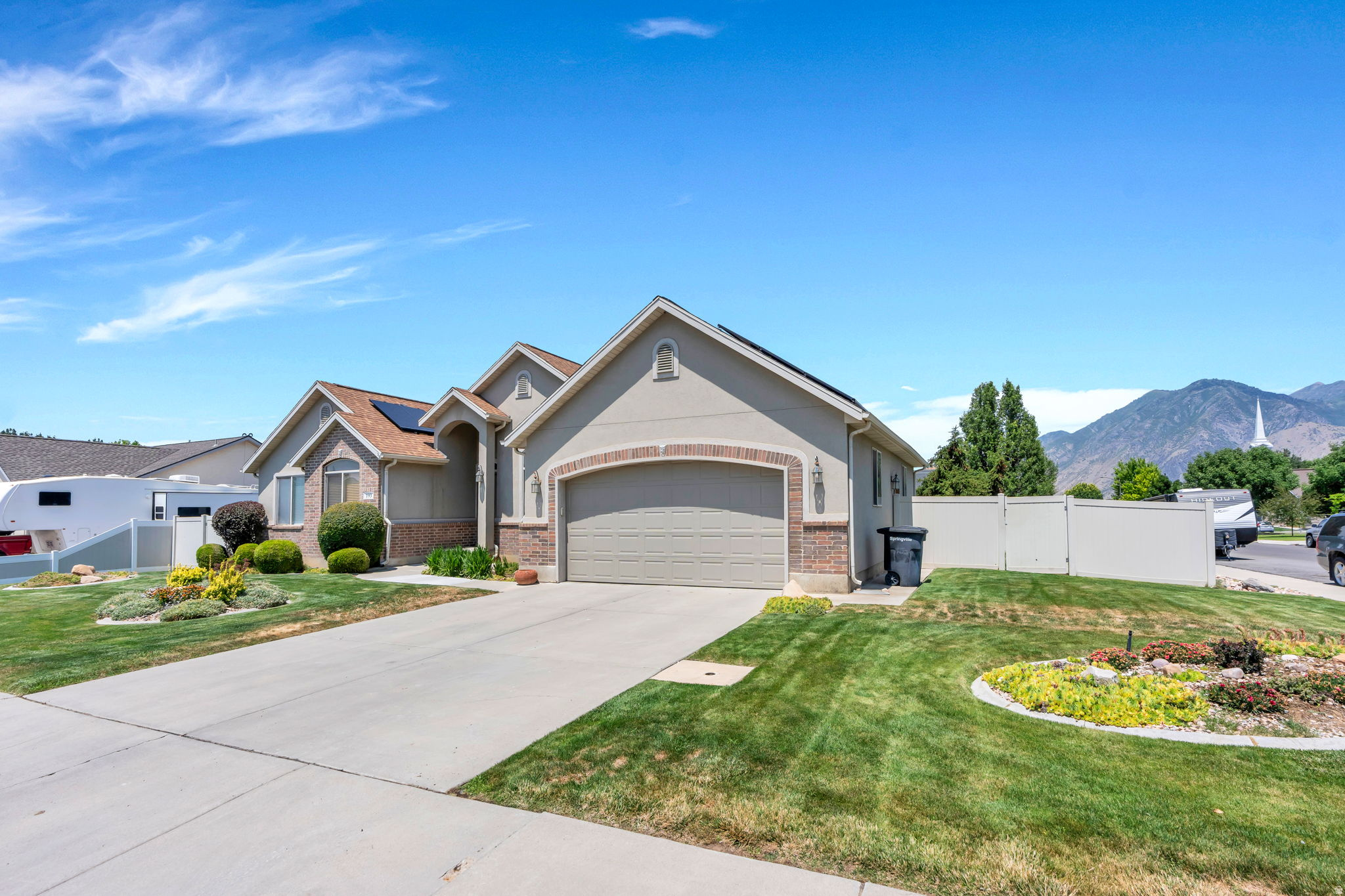 SUNRISE RIDGE - Residential