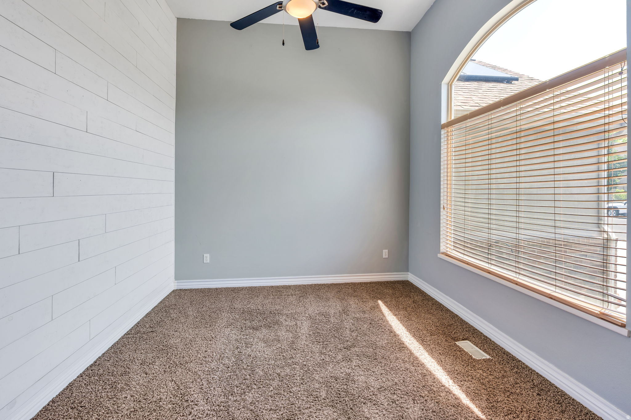 SUNRISE RIDGE - Residential