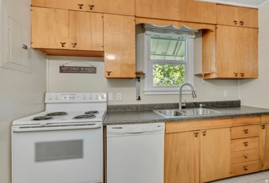GRANDVIEW ACRES - Residential