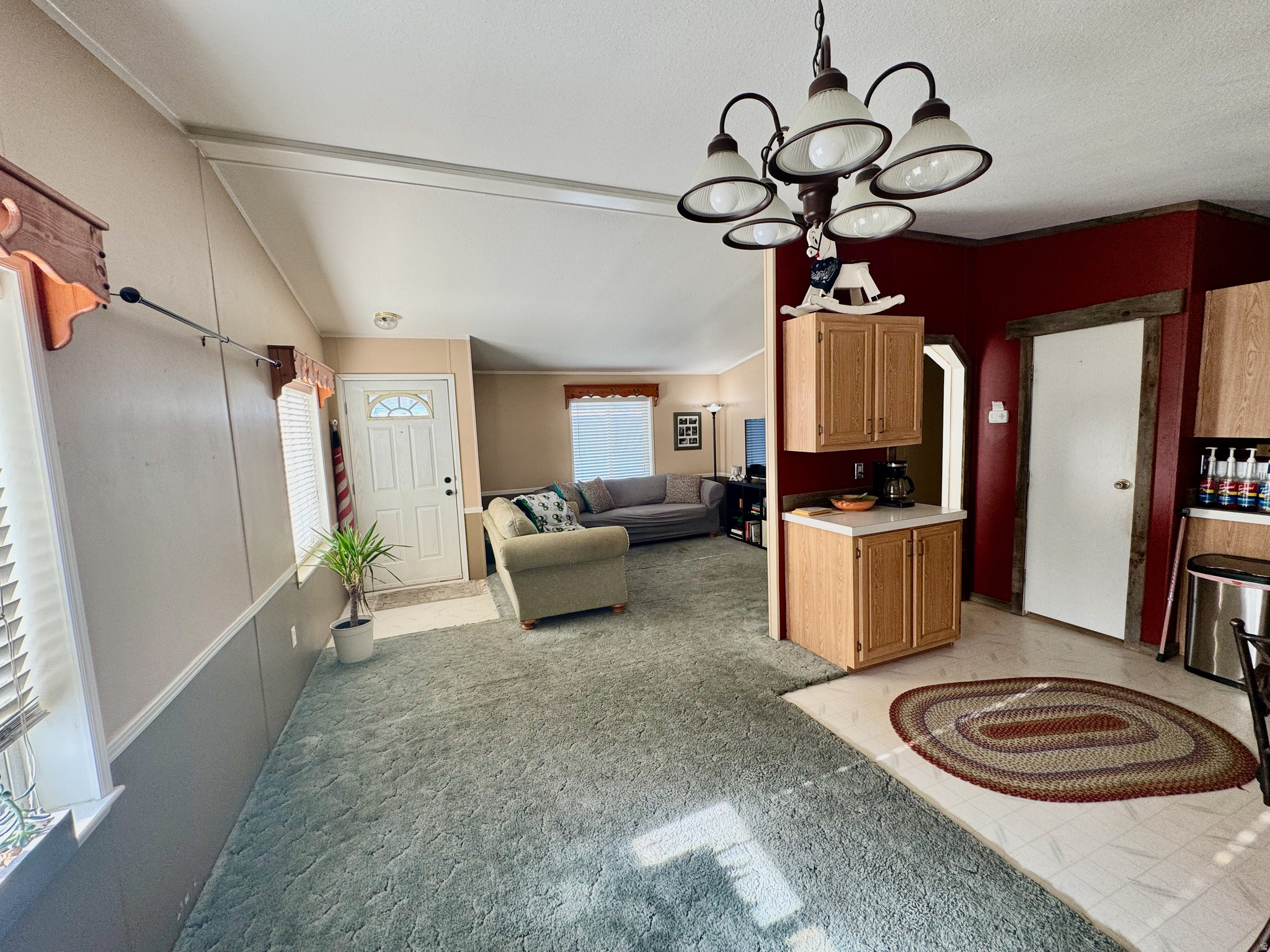 COUNTRY MEADOWS - Residential