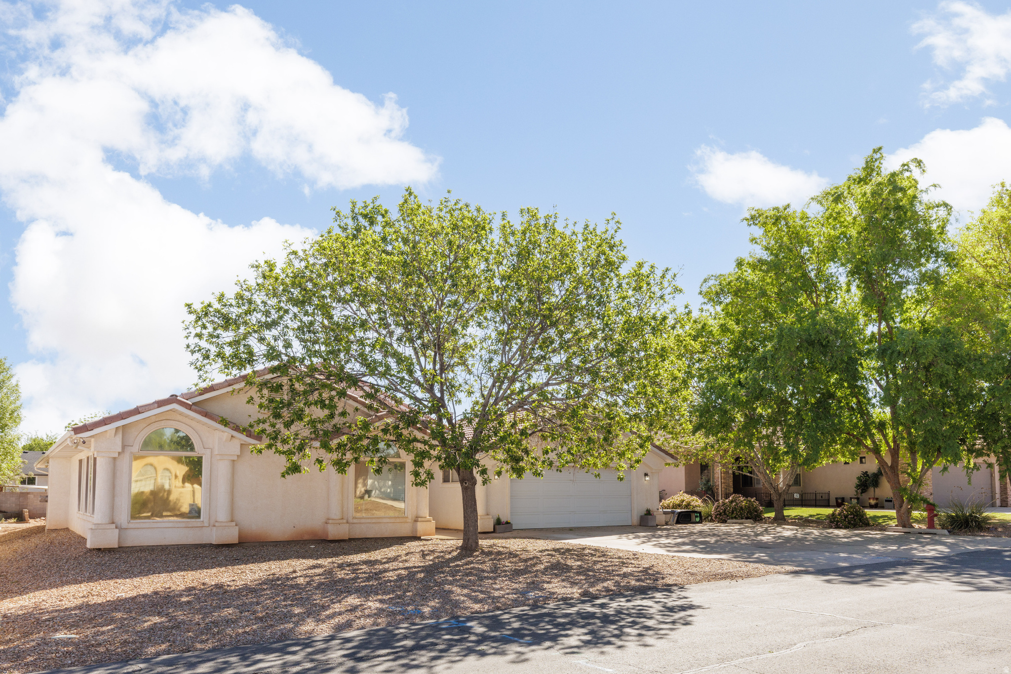 BLOOMINGTON HILLS - Residential
