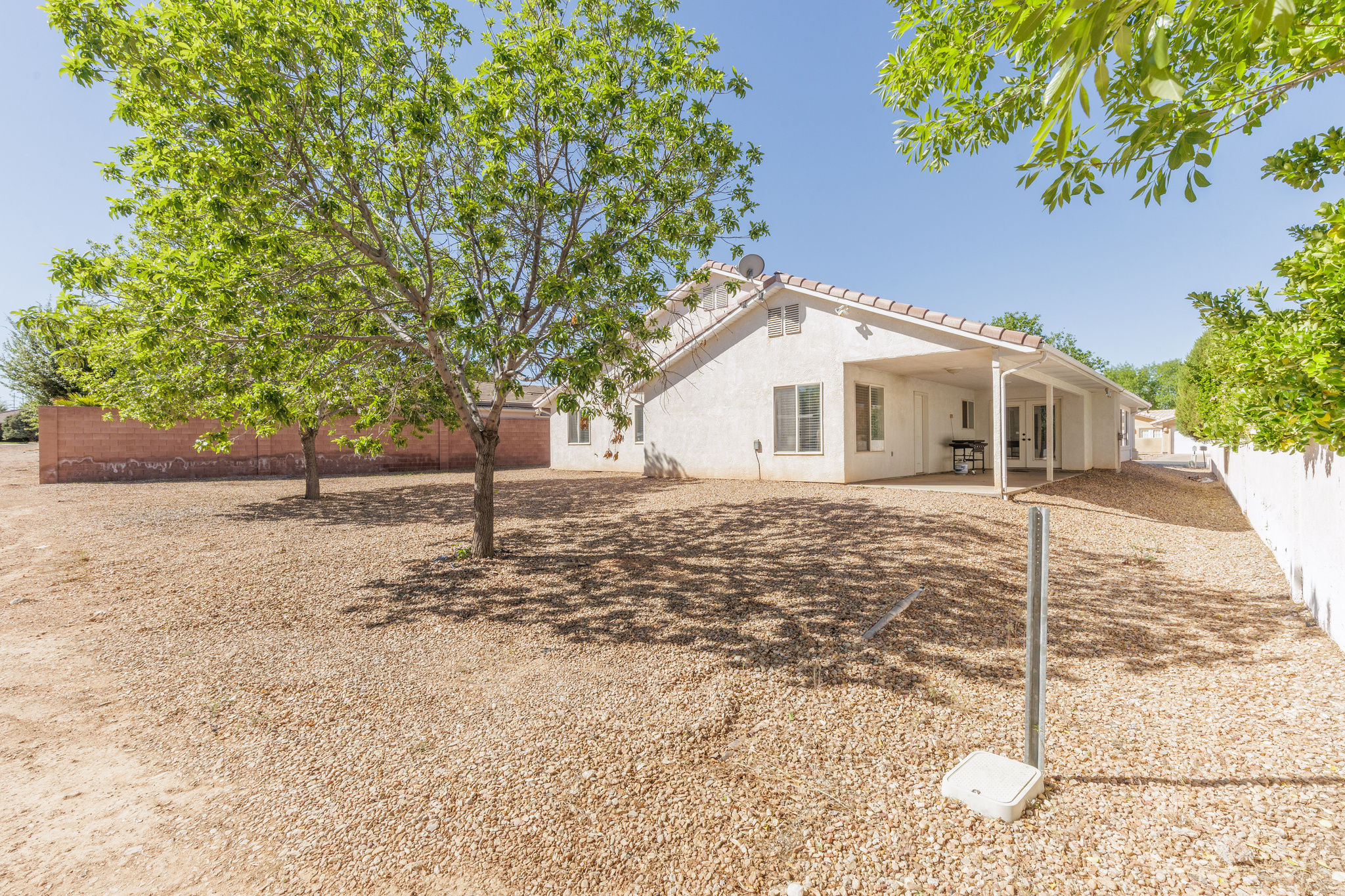 BLOOMINGTON HILLS - Residential