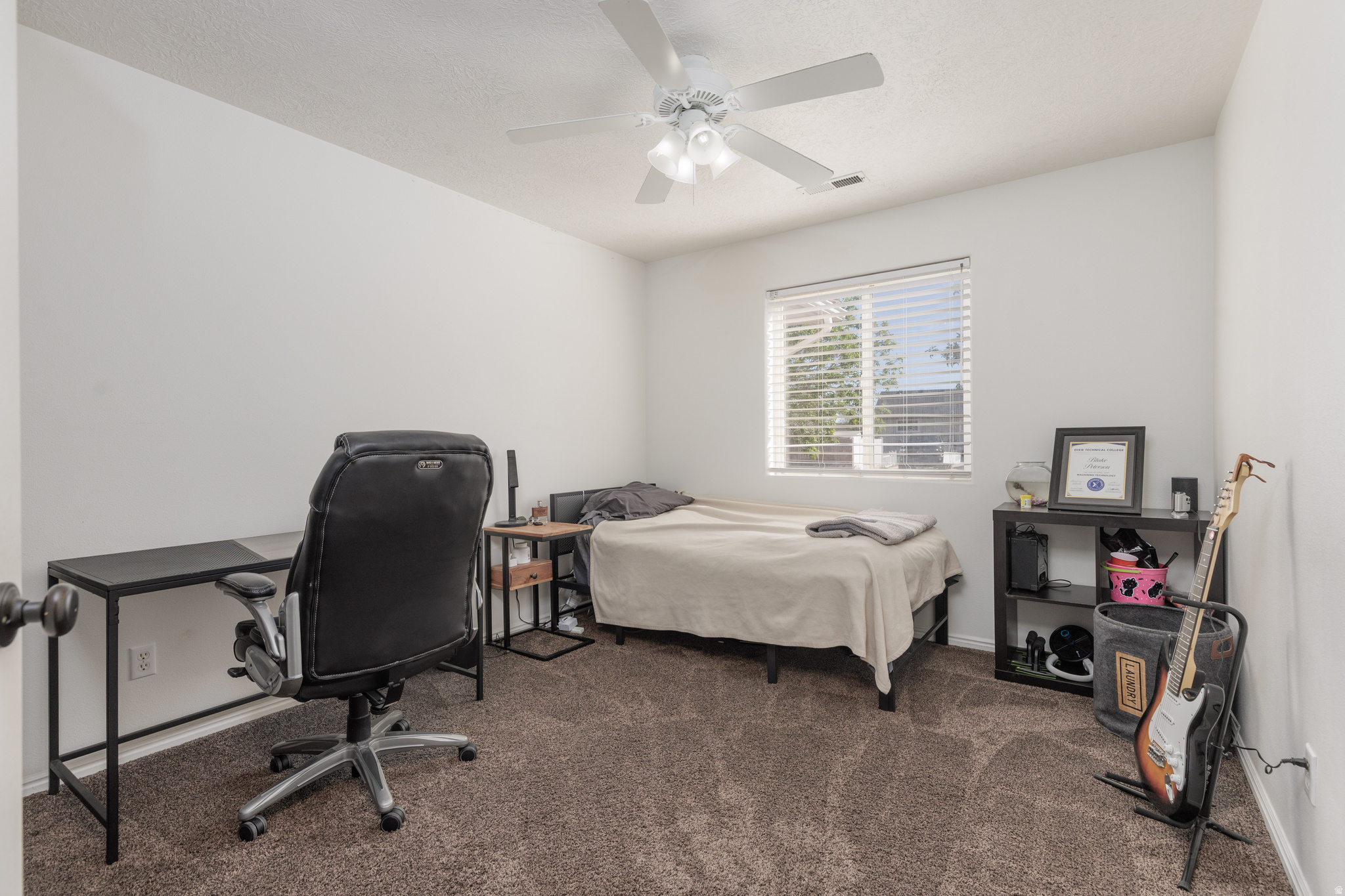 BLOOMINGTON HILLS - Residential