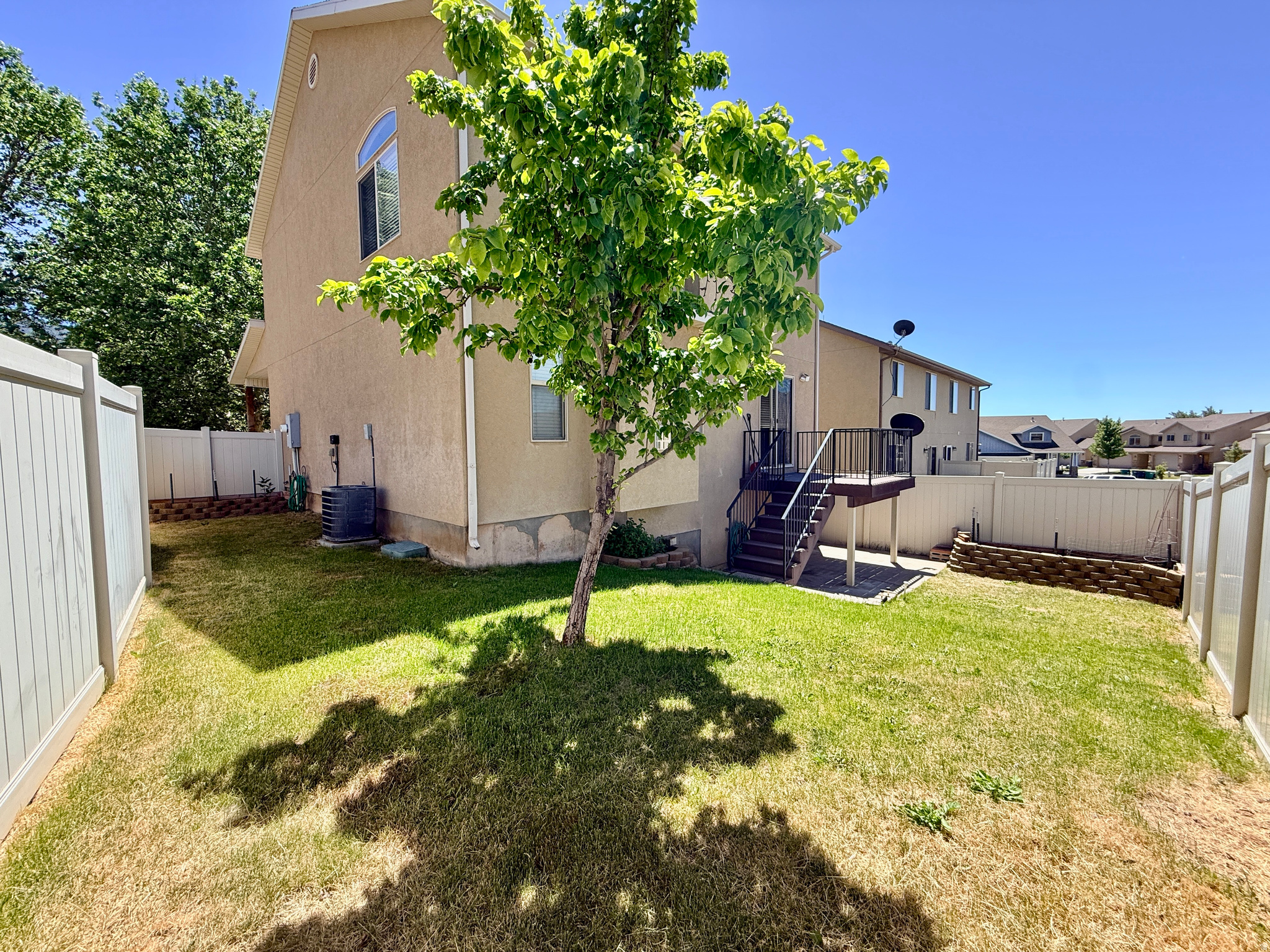 STONEFIELD VILLAGE - Residential