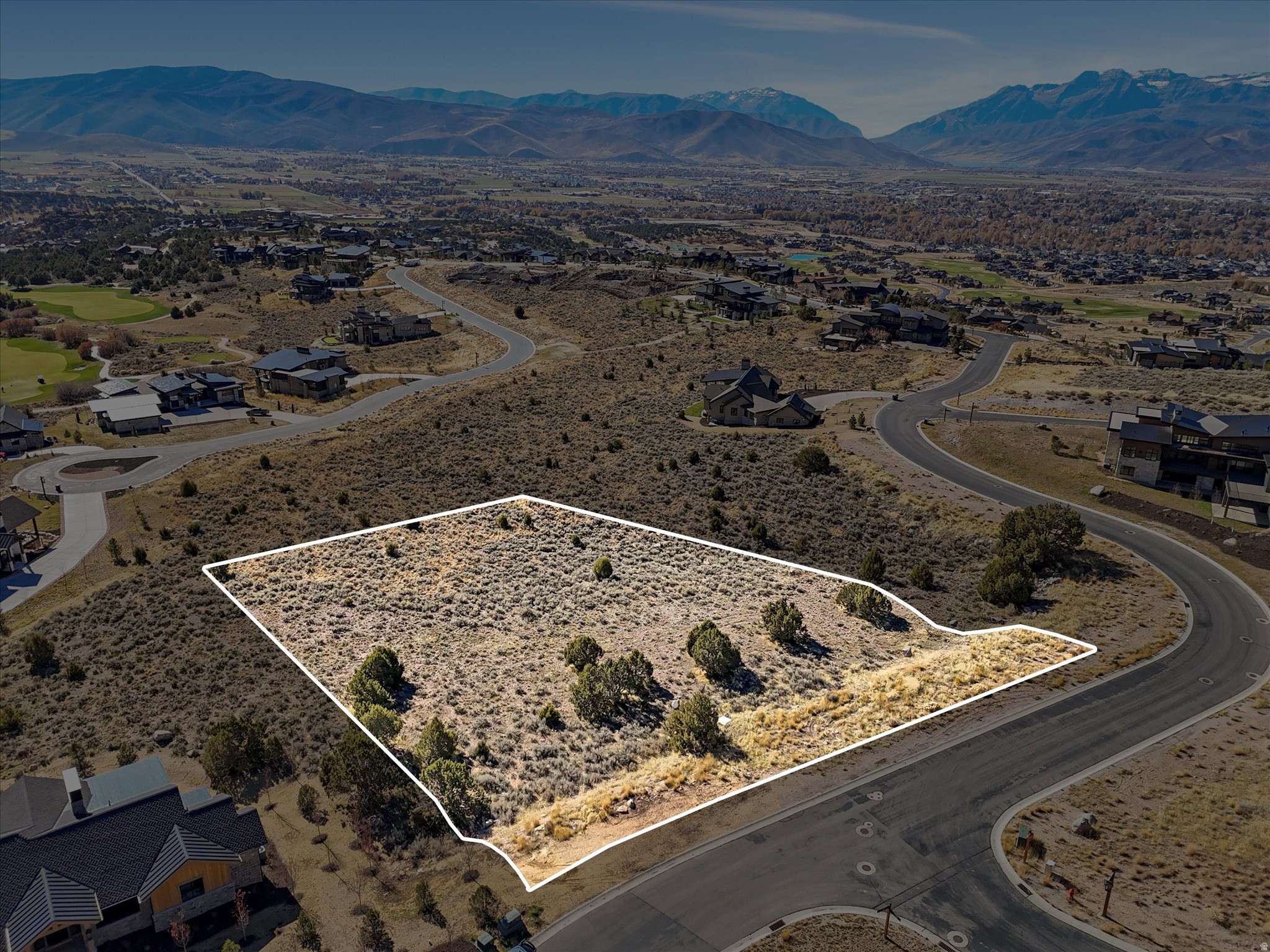 RED LEDGES - Land