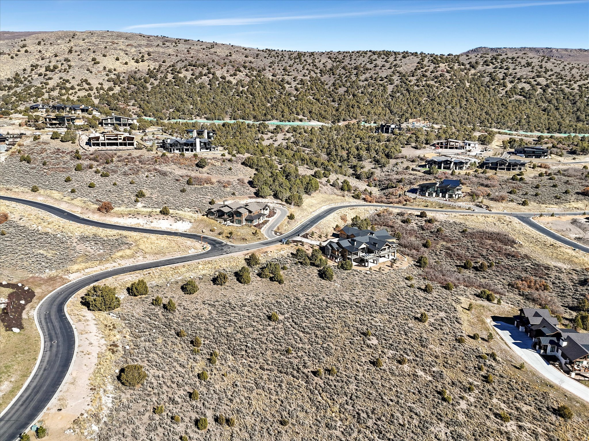 RED LEDGES - Land