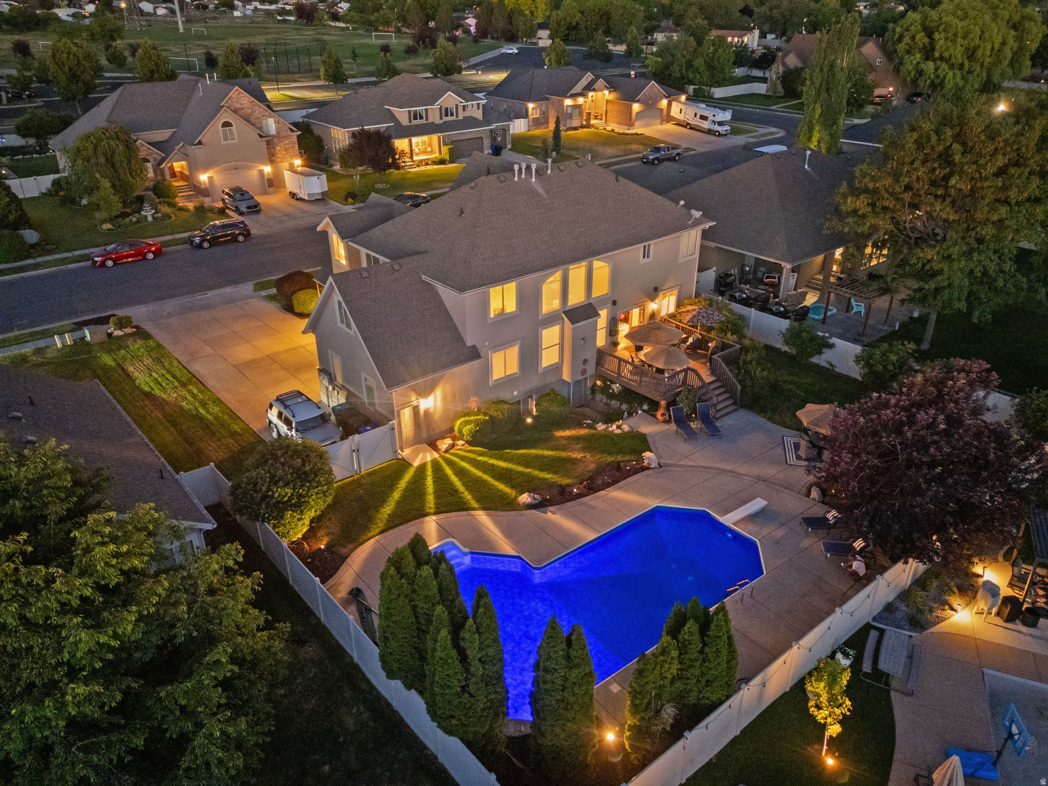 COOKS COUNTRY COVE - Residential