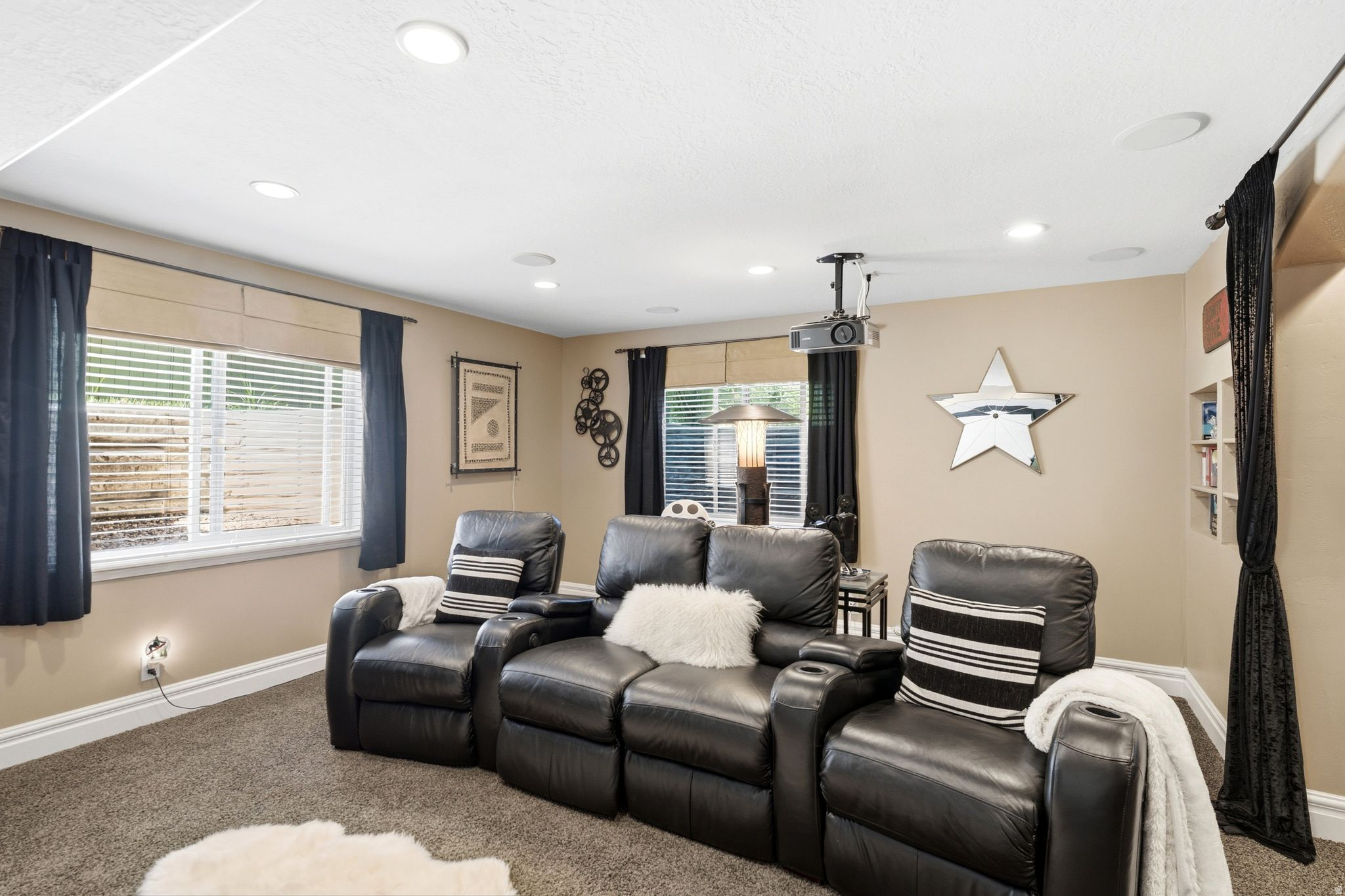 COOKS COUNTRY COVE - Residential