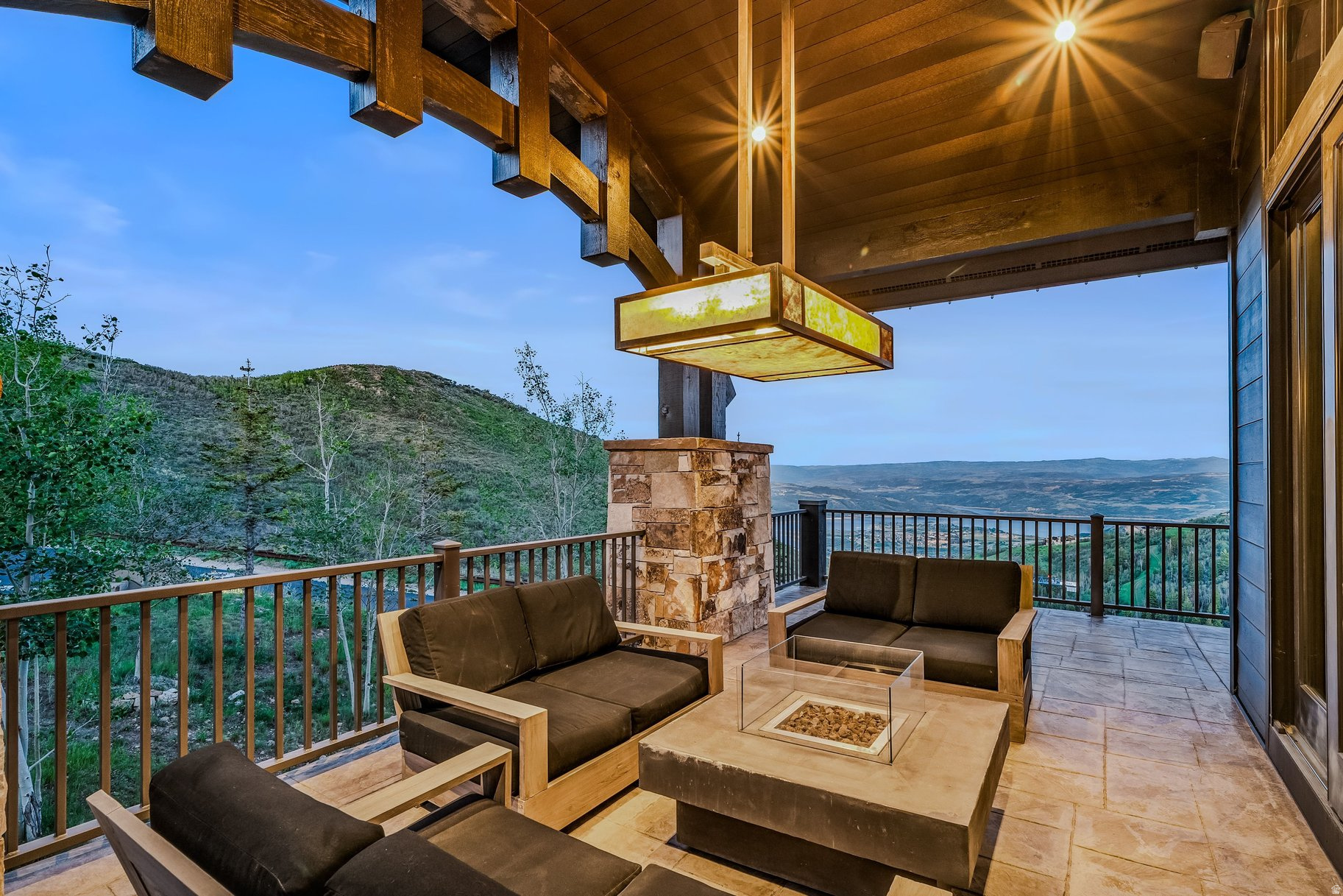 SNOWTOP - Residential