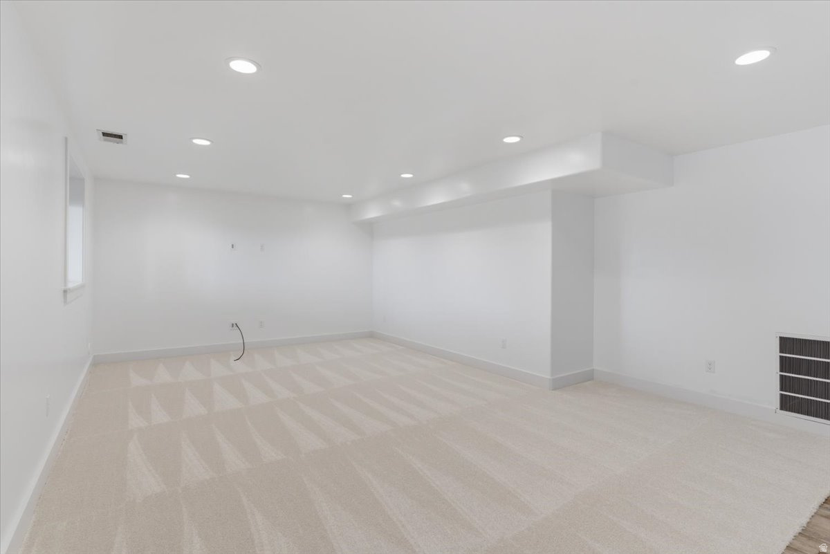 MOUNT LOAFER VIEW - Residential