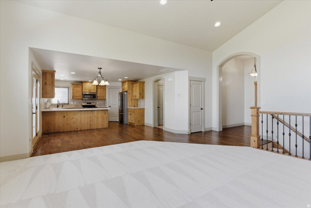 MOUNT LOAFER VIEW - Residential