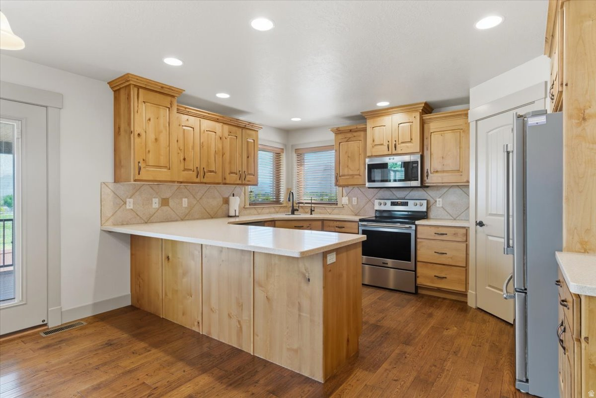 MOUNT LOAFER VIEW - Residential