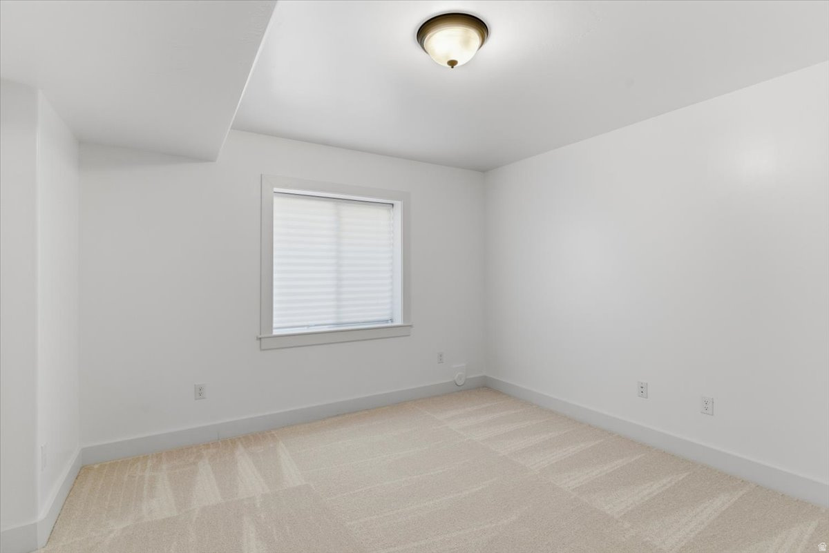 MOUNT LOAFER VIEW - Residential