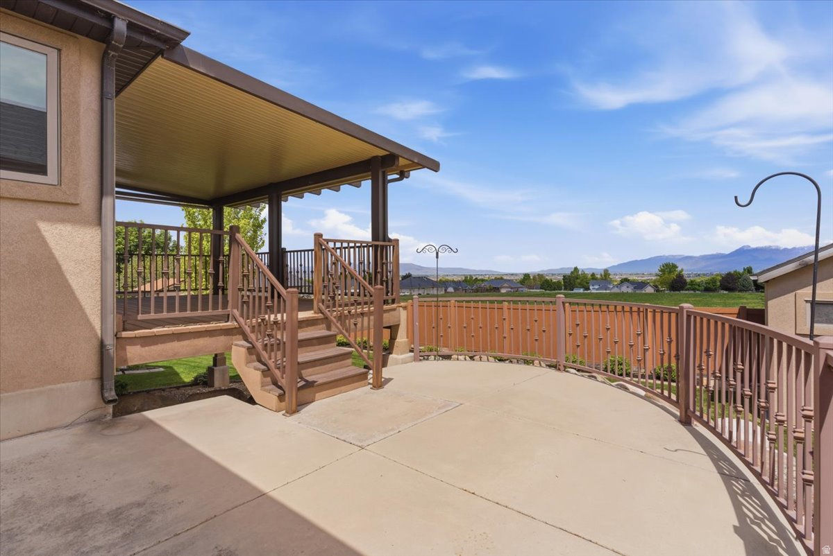 MOUNT LOAFER VIEW - Residential