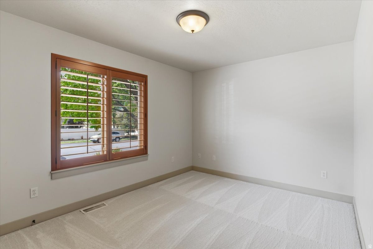 MOUNT LOAFER VIEW - Residential