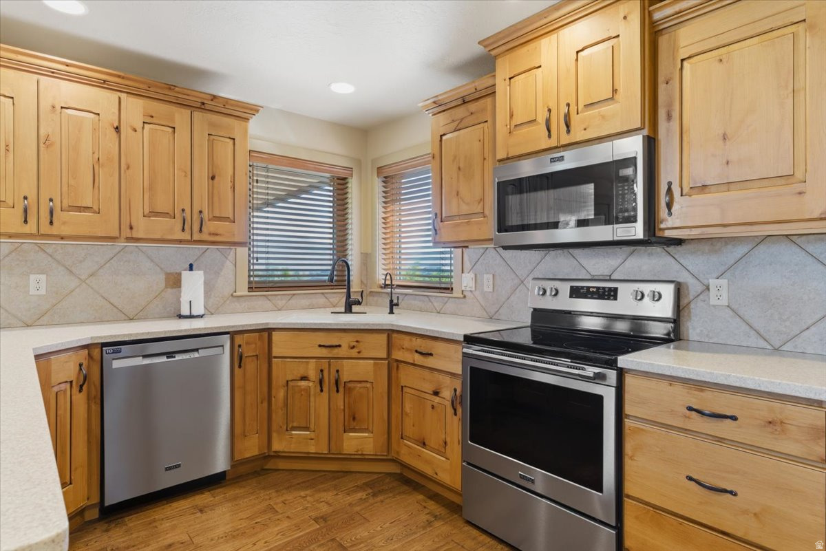 MOUNT LOAFER VIEW - Residential