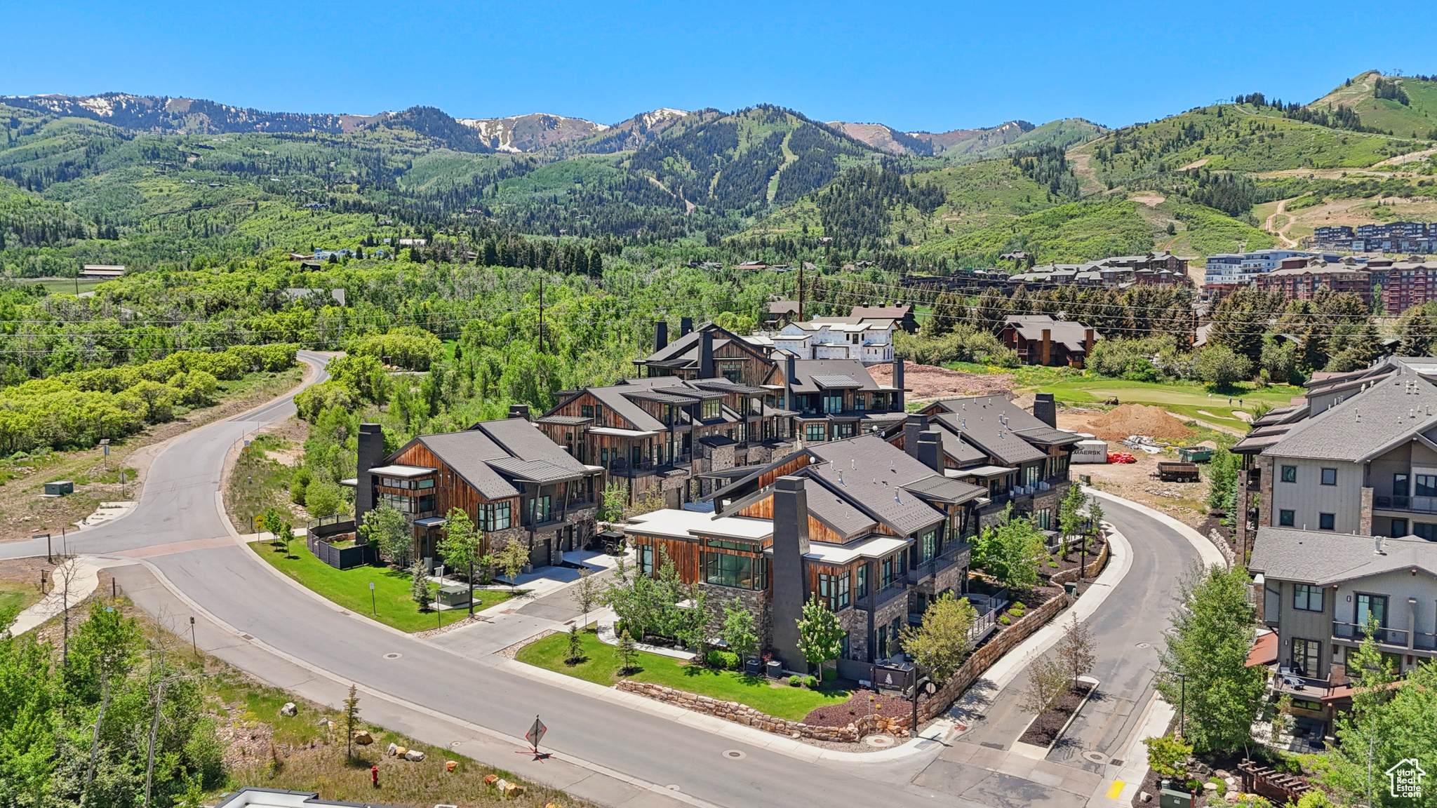 WHITEPINECANYONVILG - Residential