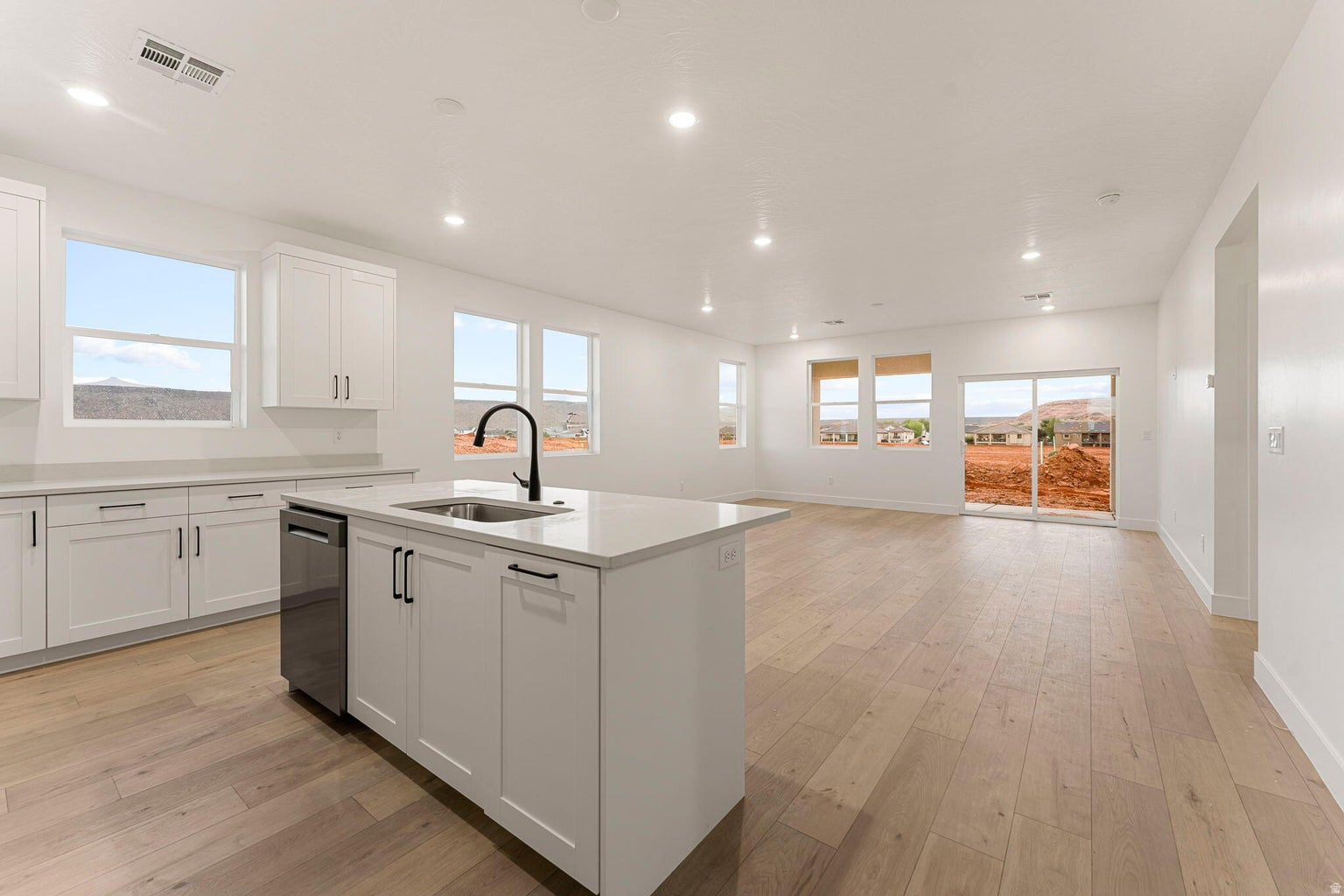 DIXIE HEIGHTS - Residential