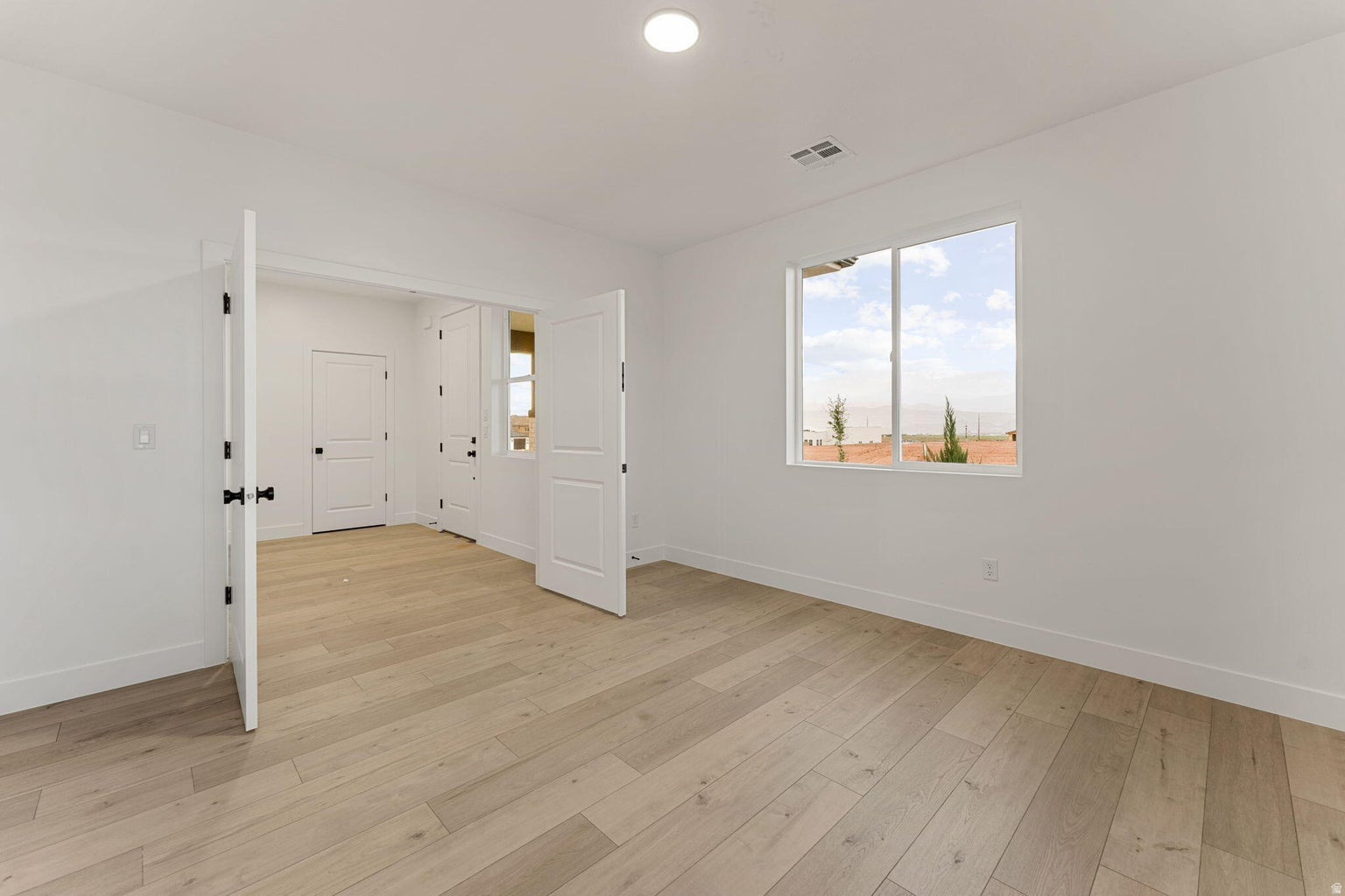 DIXIE HEIGHTS - Residential