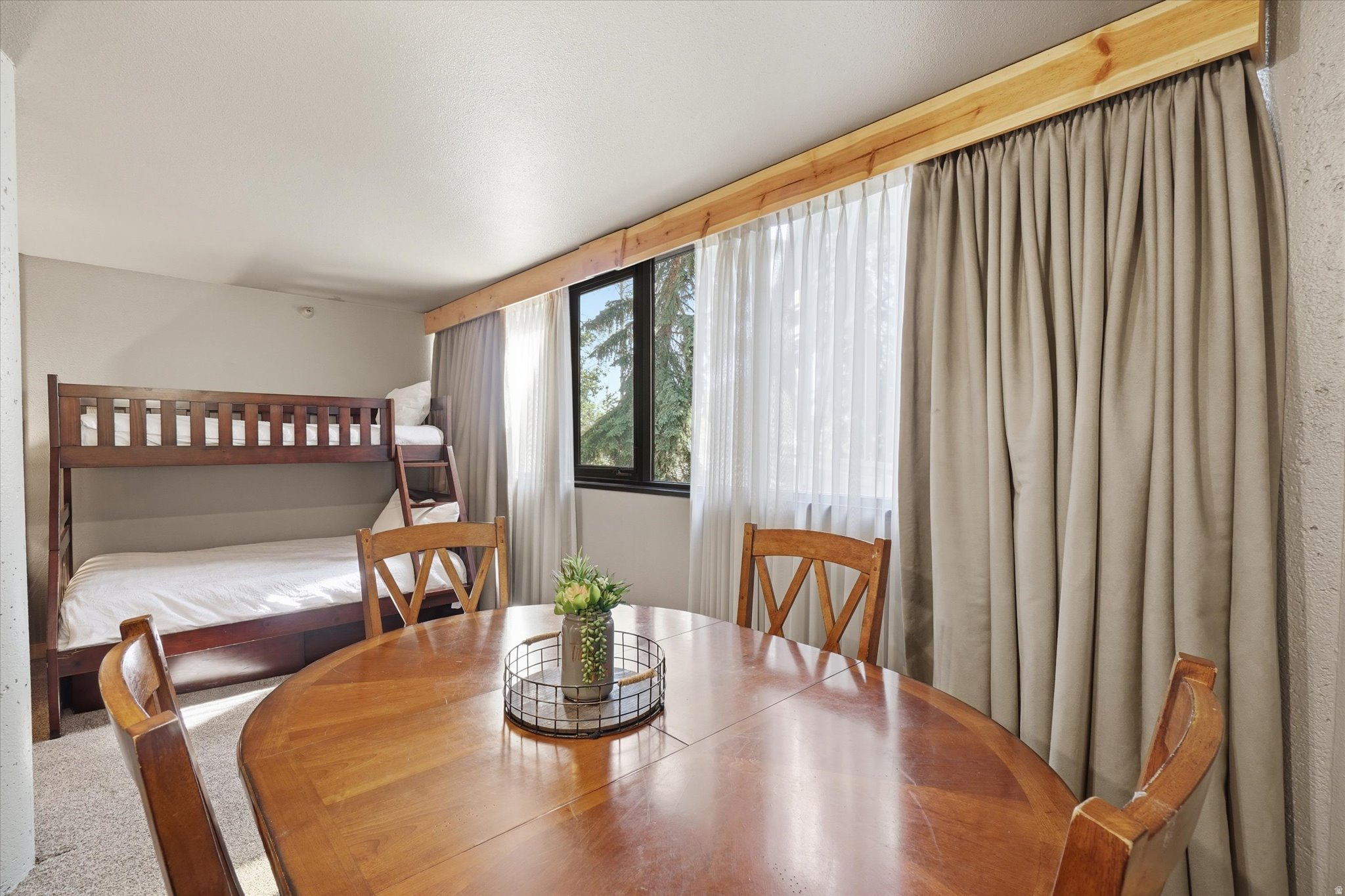 SILVER KING CONDOMINIUM - Residential