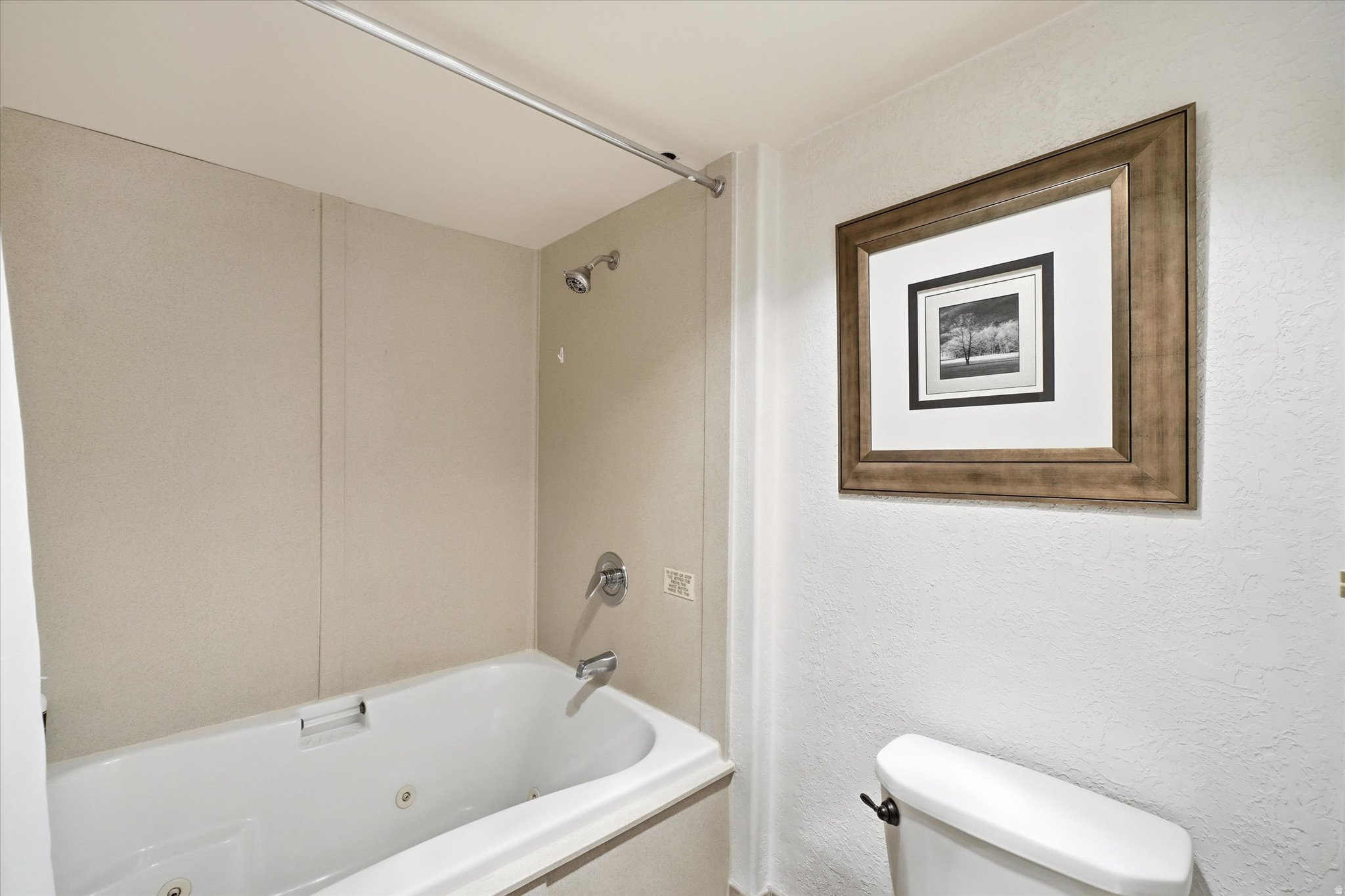 SILVER KING CONDOMINIUM - Residential